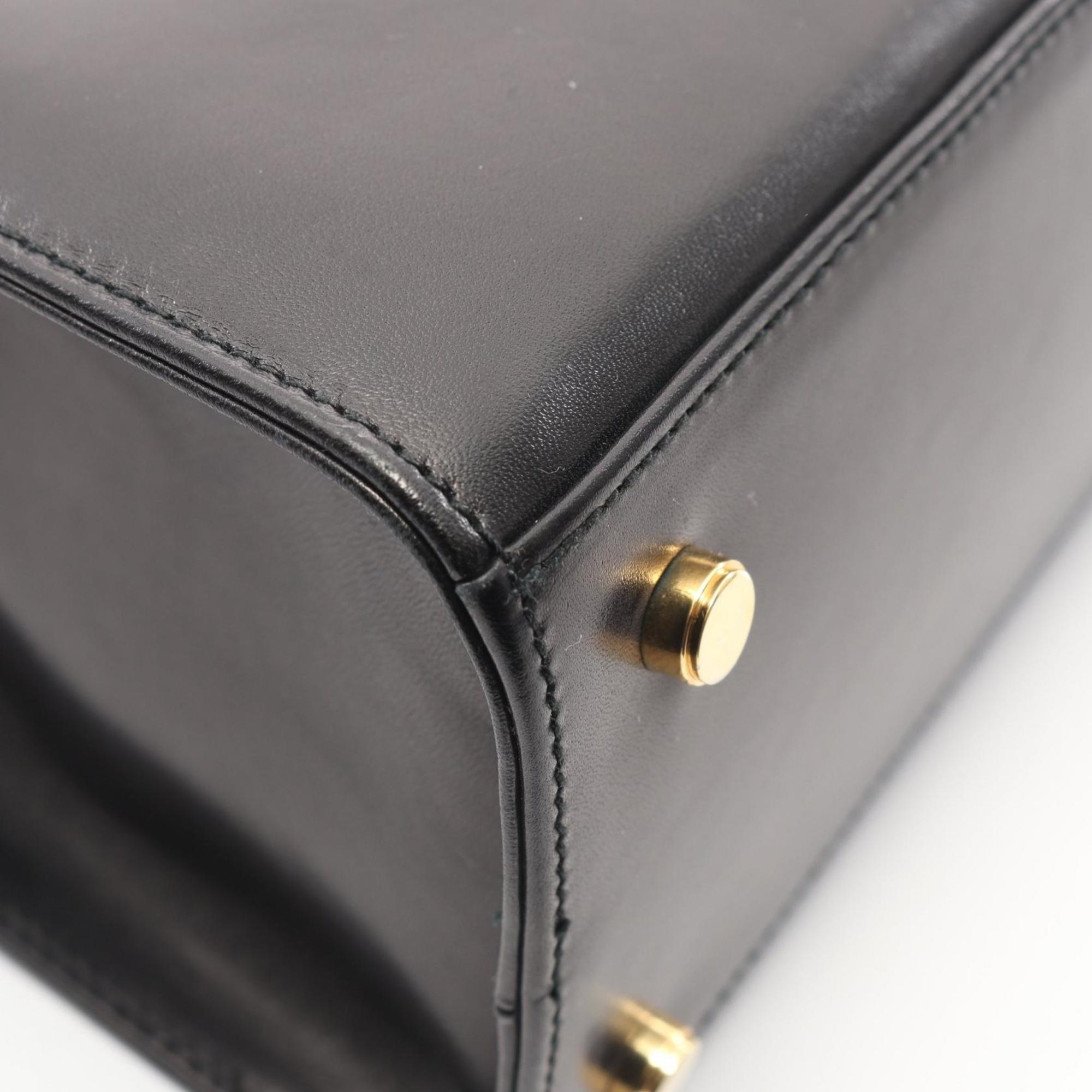 Salvatore Ferragamo Black Leather Handbag Shoulder Bag (Pre-Owned)