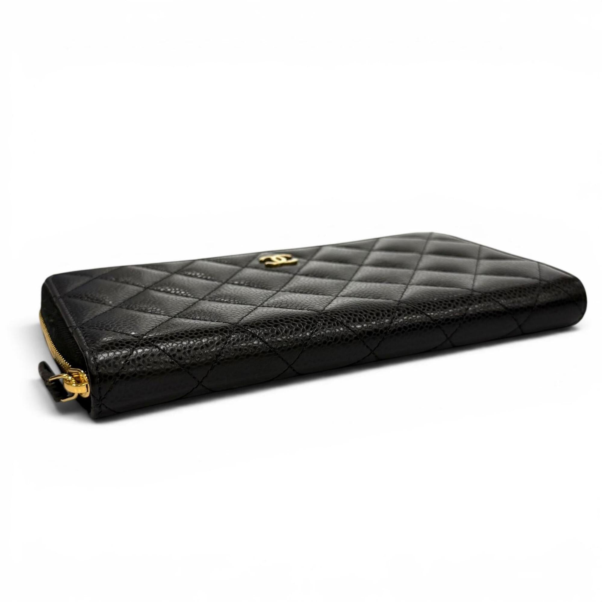 Chanel Black Grained Calfskin Long Wallet (Bi-Fold) (Pre-Owned)