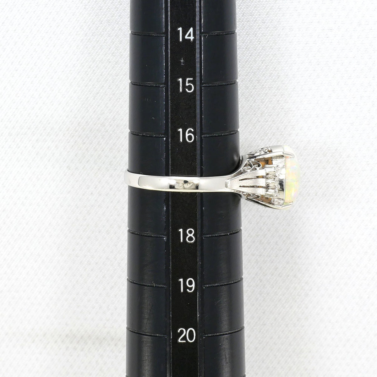 Unbranded Platinum Platinum 900 Band Ring (Pre-Owned)