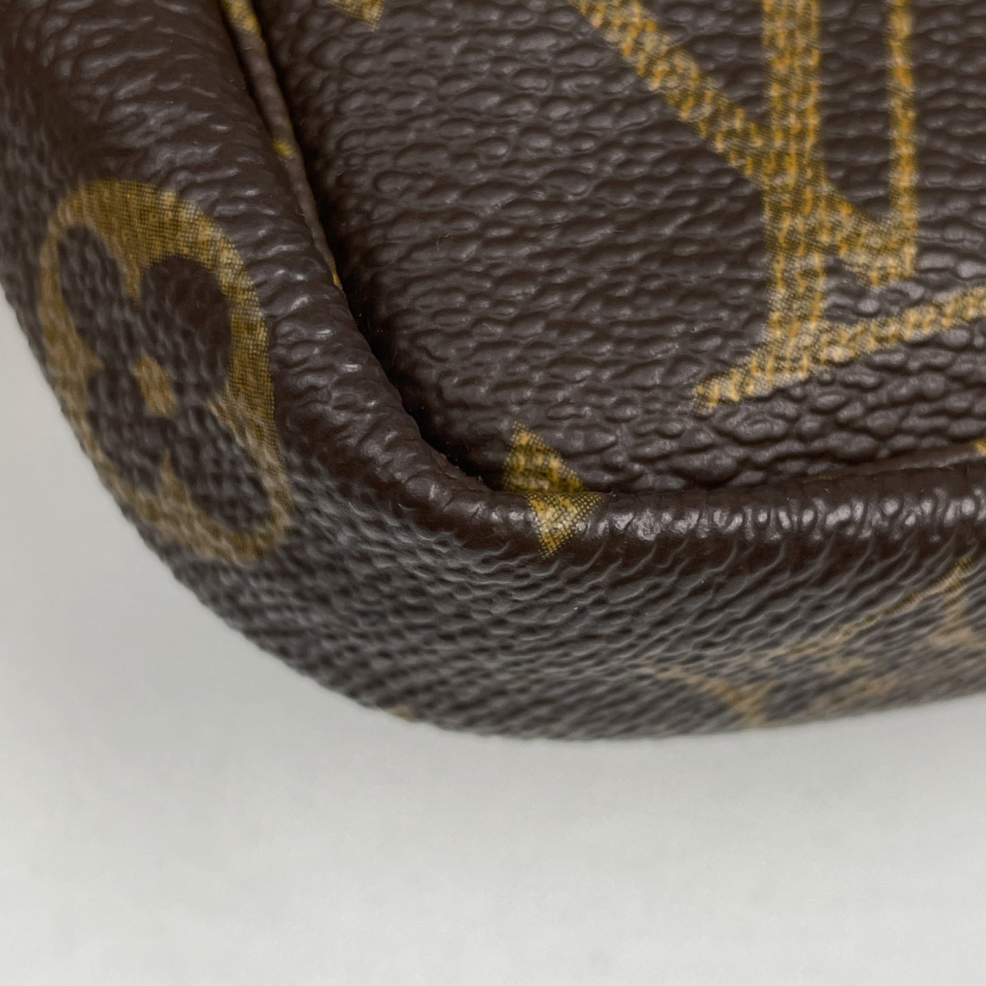 Louis Vuitton Brown Monogram Monogram Pochette Pouch (Pre-Owned)