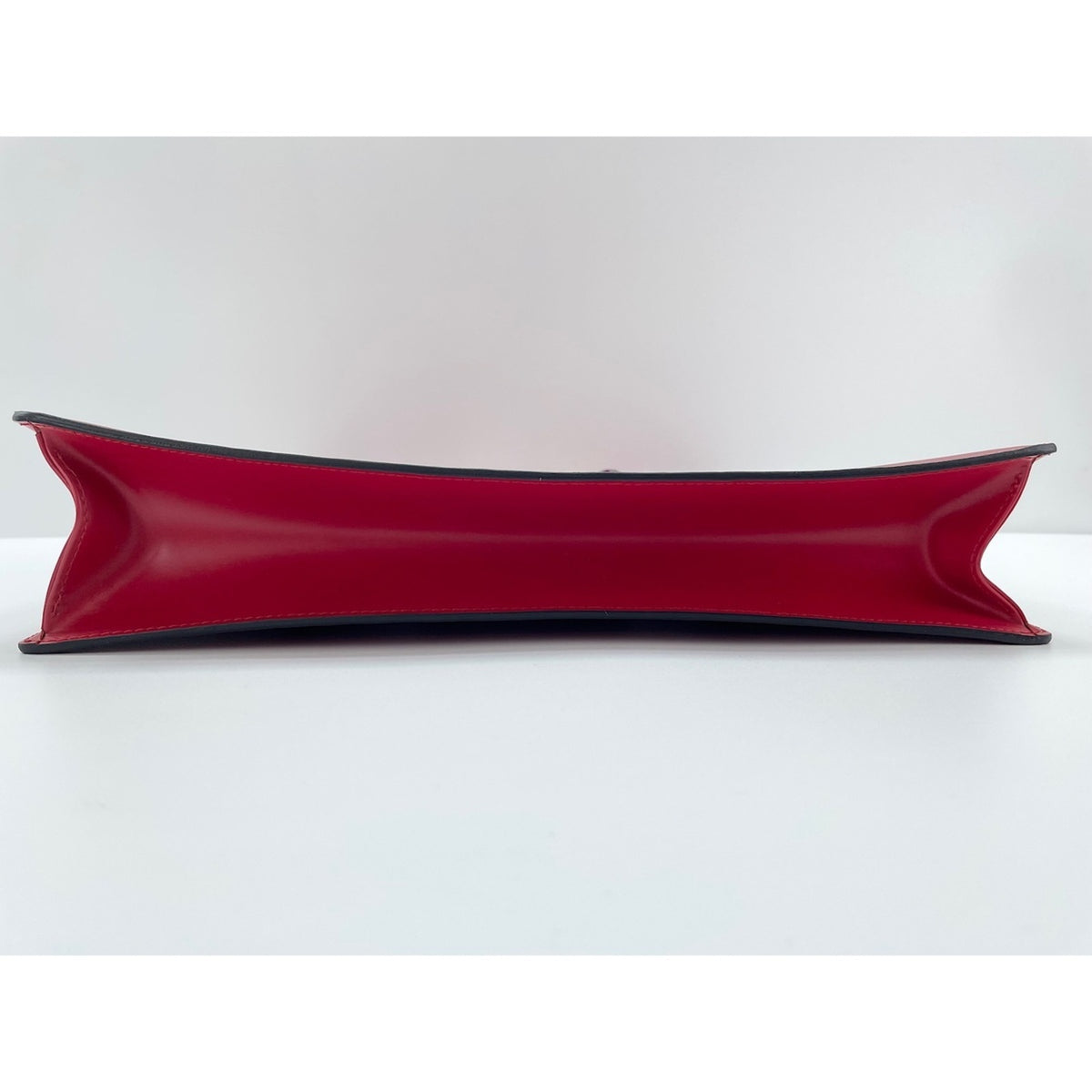 Louis Vuitton Red Color Handbag (Pre-Owned)