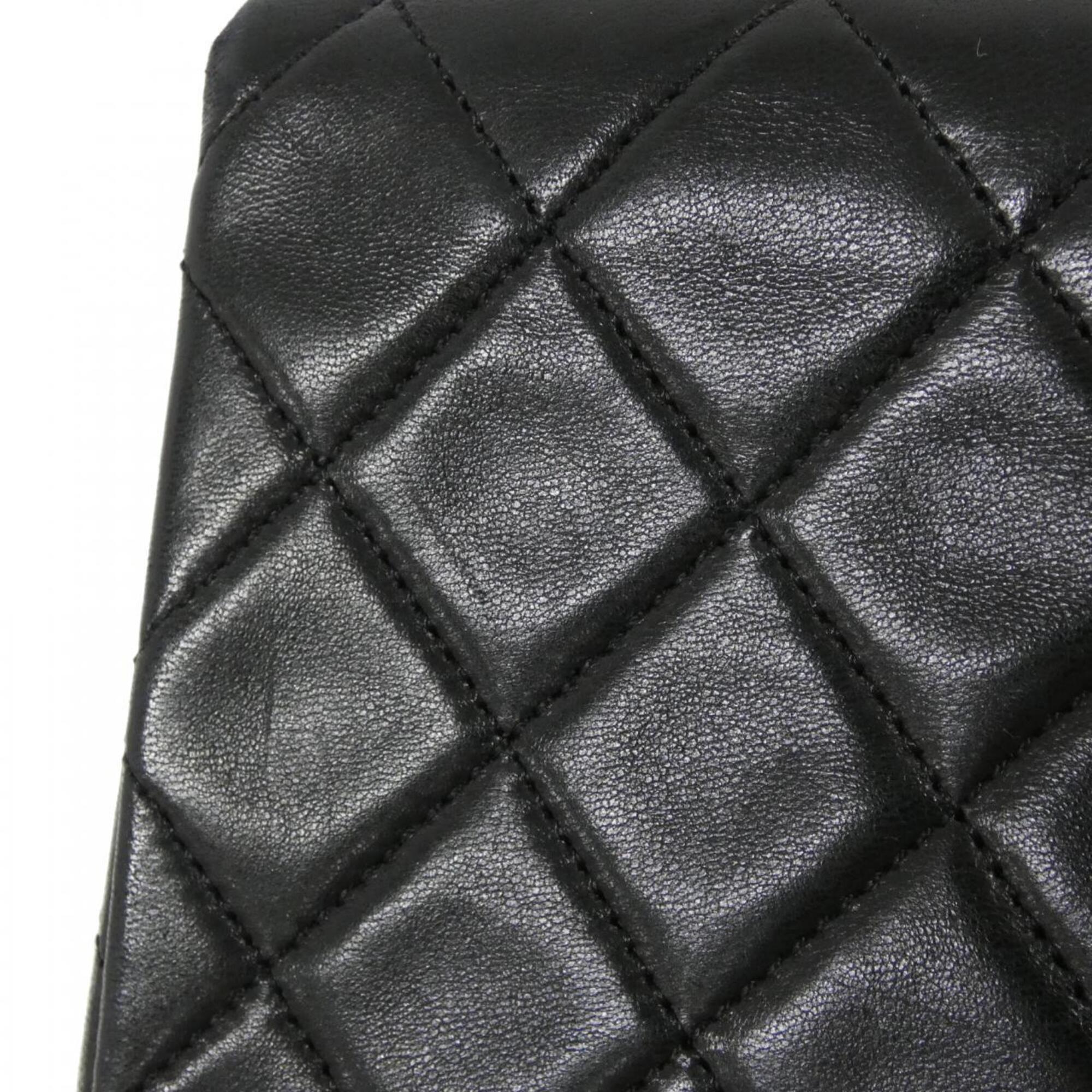 Chanel Black Leather Shoulder Bag (Pre-Owned)