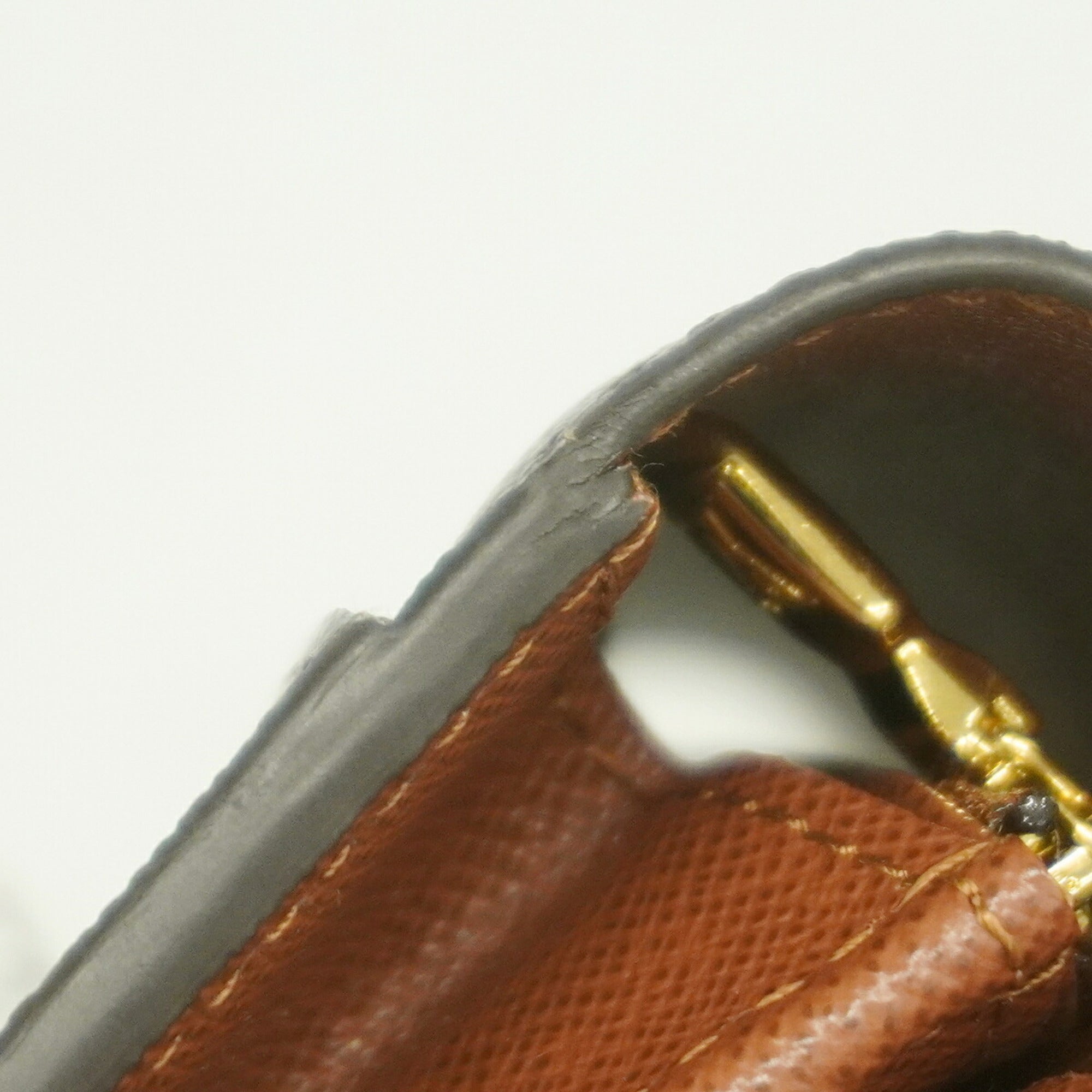 Louis Vuitton Brown Long Wallet (Bi-Fold) (Pre-Owned)