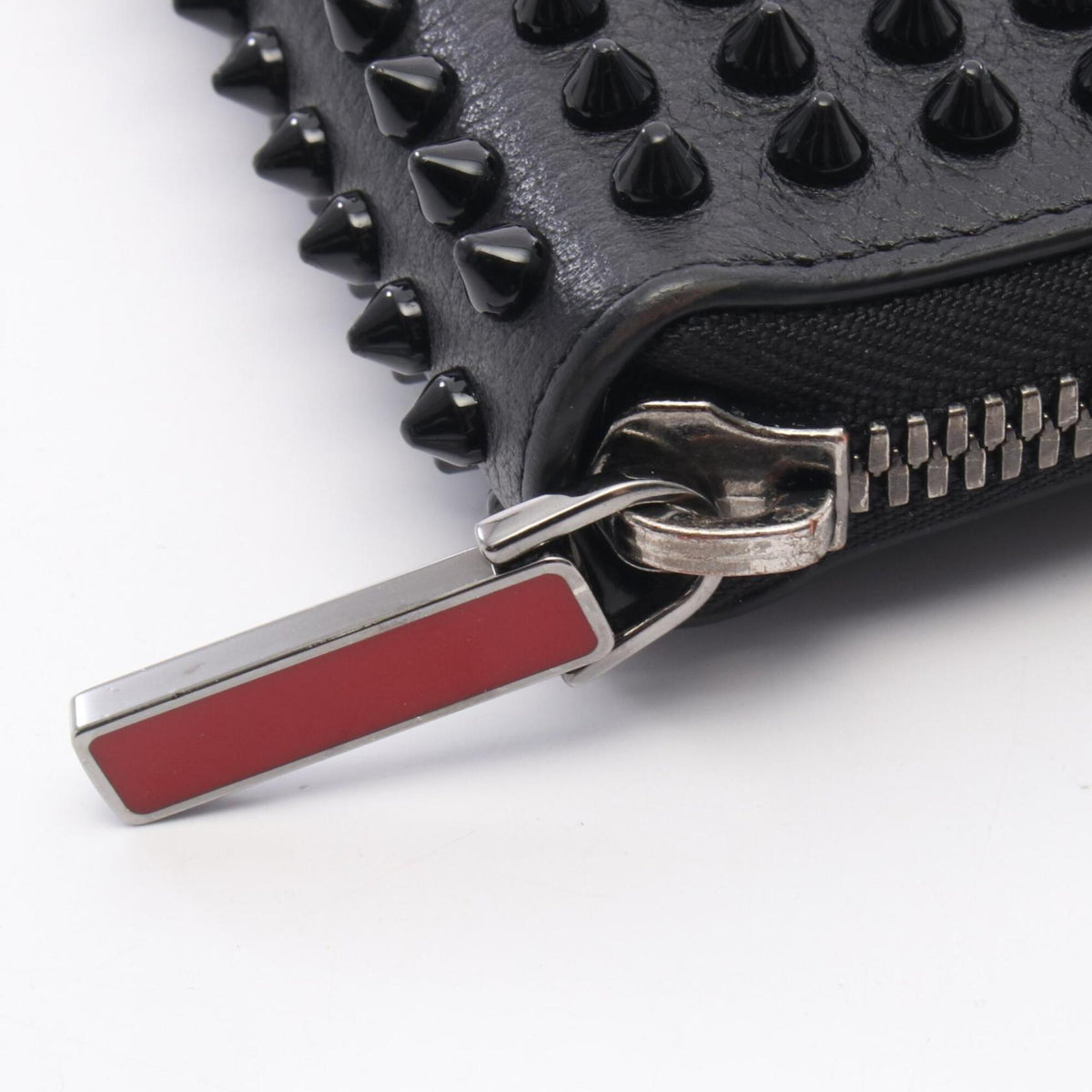 Christian Louboutin Black Leather Long Wallet (Bi-Fold) (Pre-Owned)