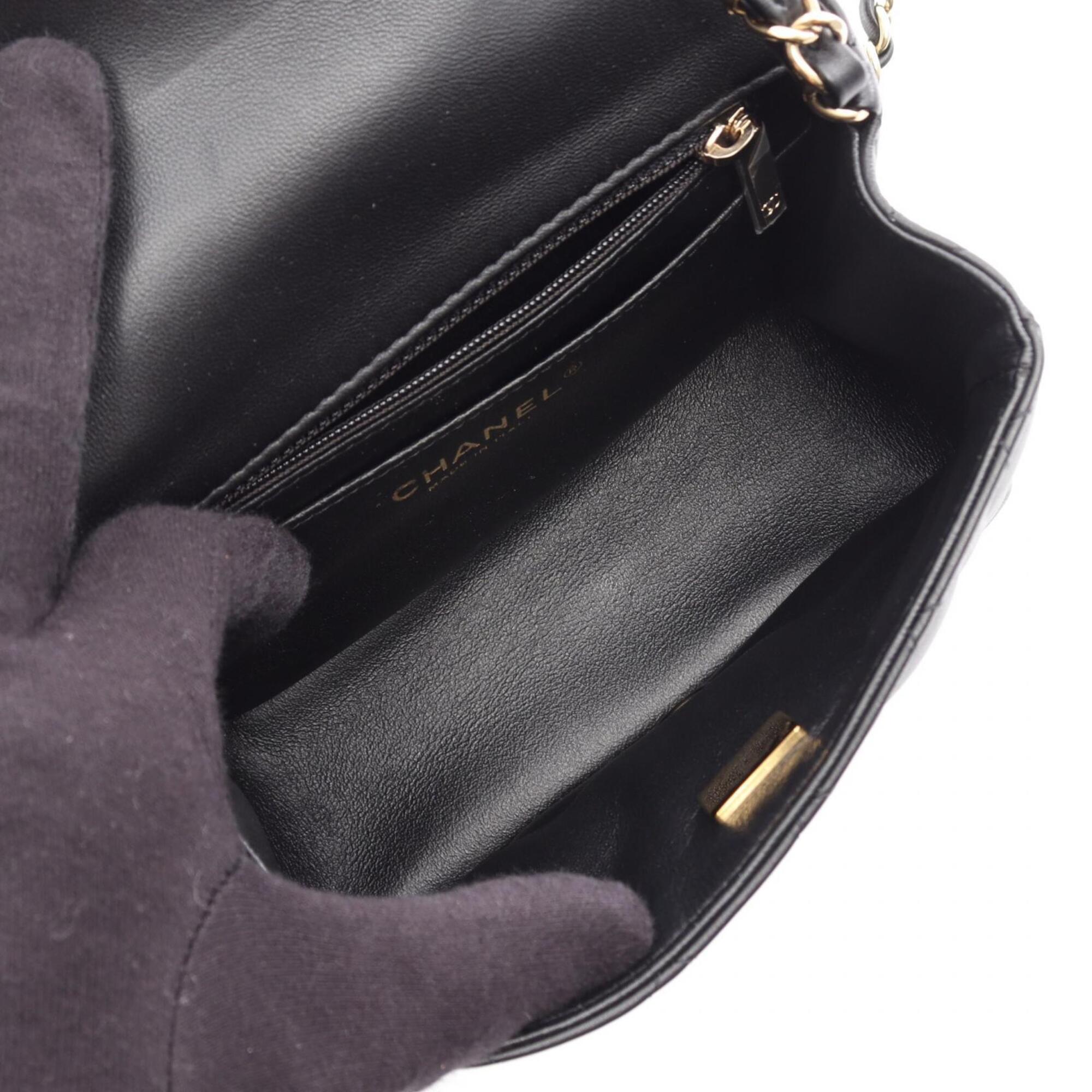 Chanel Black Leather Handbag Shoulder Bag (Pre-Owned)