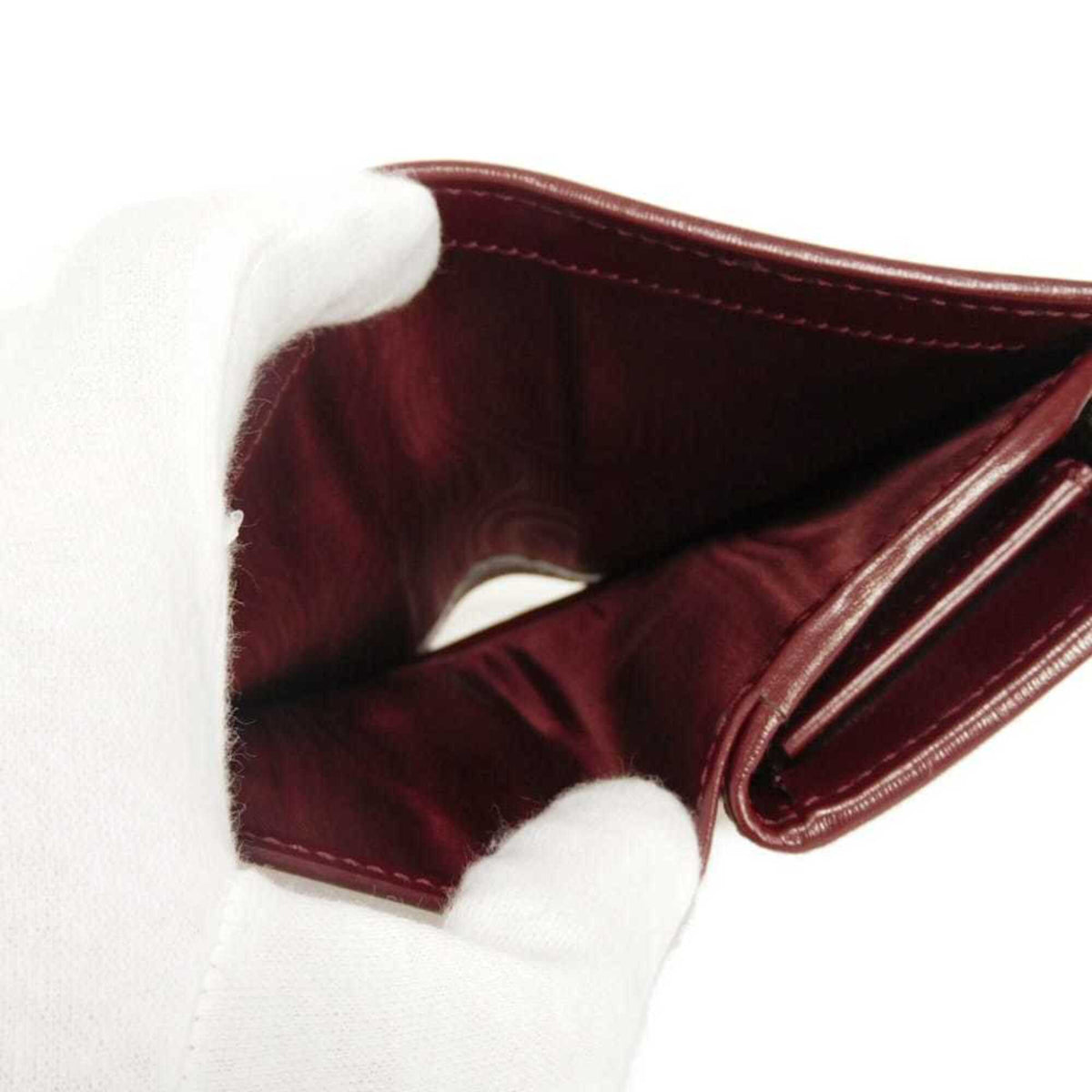 Gucci Bordeaux Red Color Gg Supreme Wallet (Bi-Fold) (Pre-Owned)