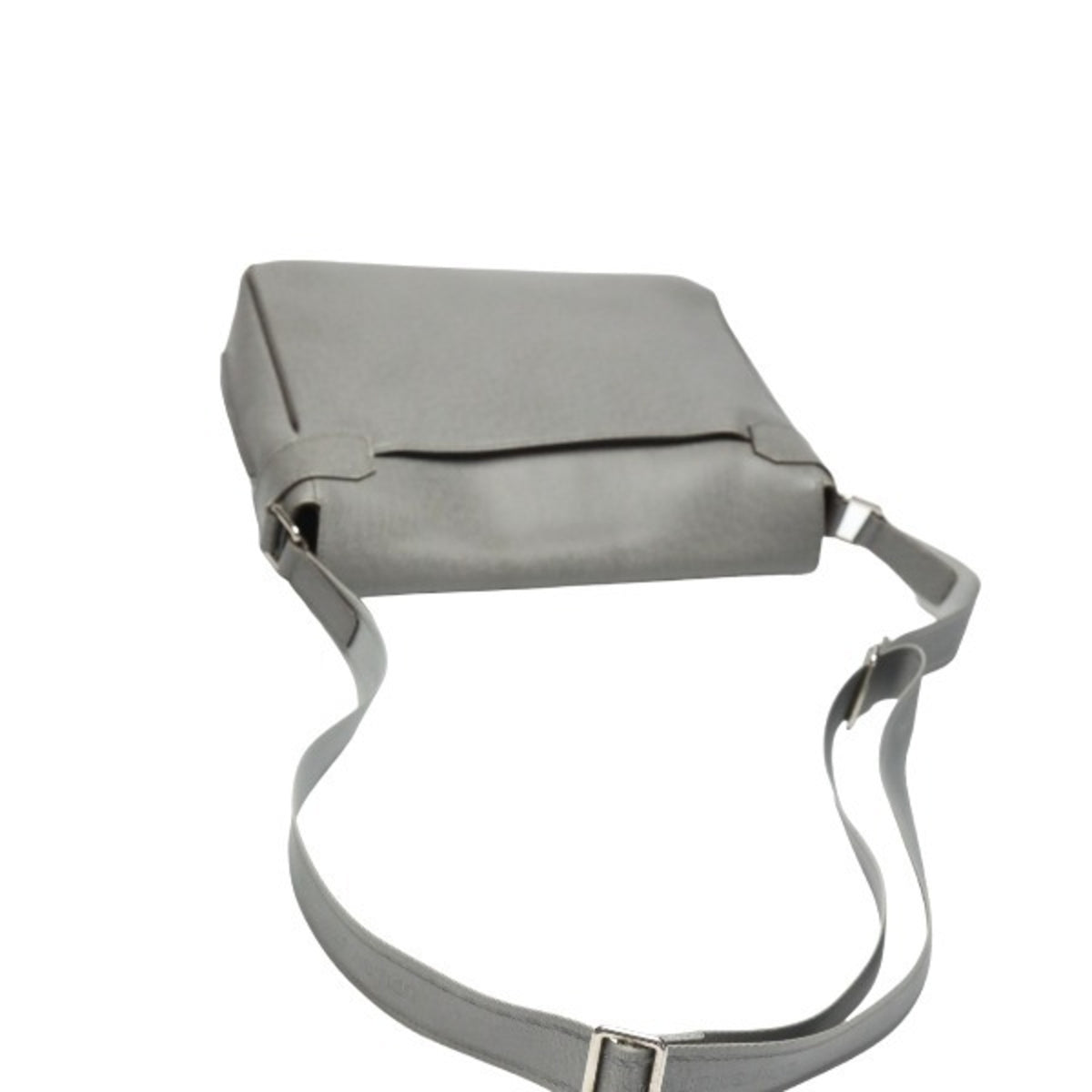Louis Vuitton Gray Taiga Leather Shoulder Bag (Pre-Owned)