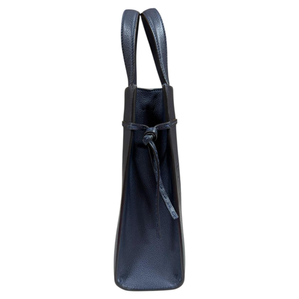 Fendi Navy Leather Shoulder Bag (Pre-Owned)