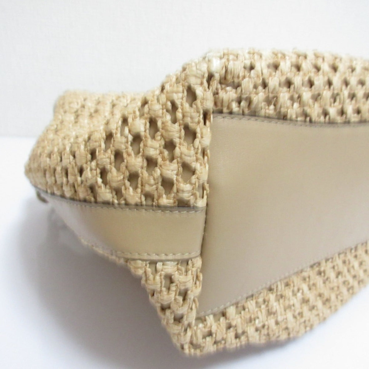 Jimmy Choo Beige Shoulder Bag (Pre-Owned)