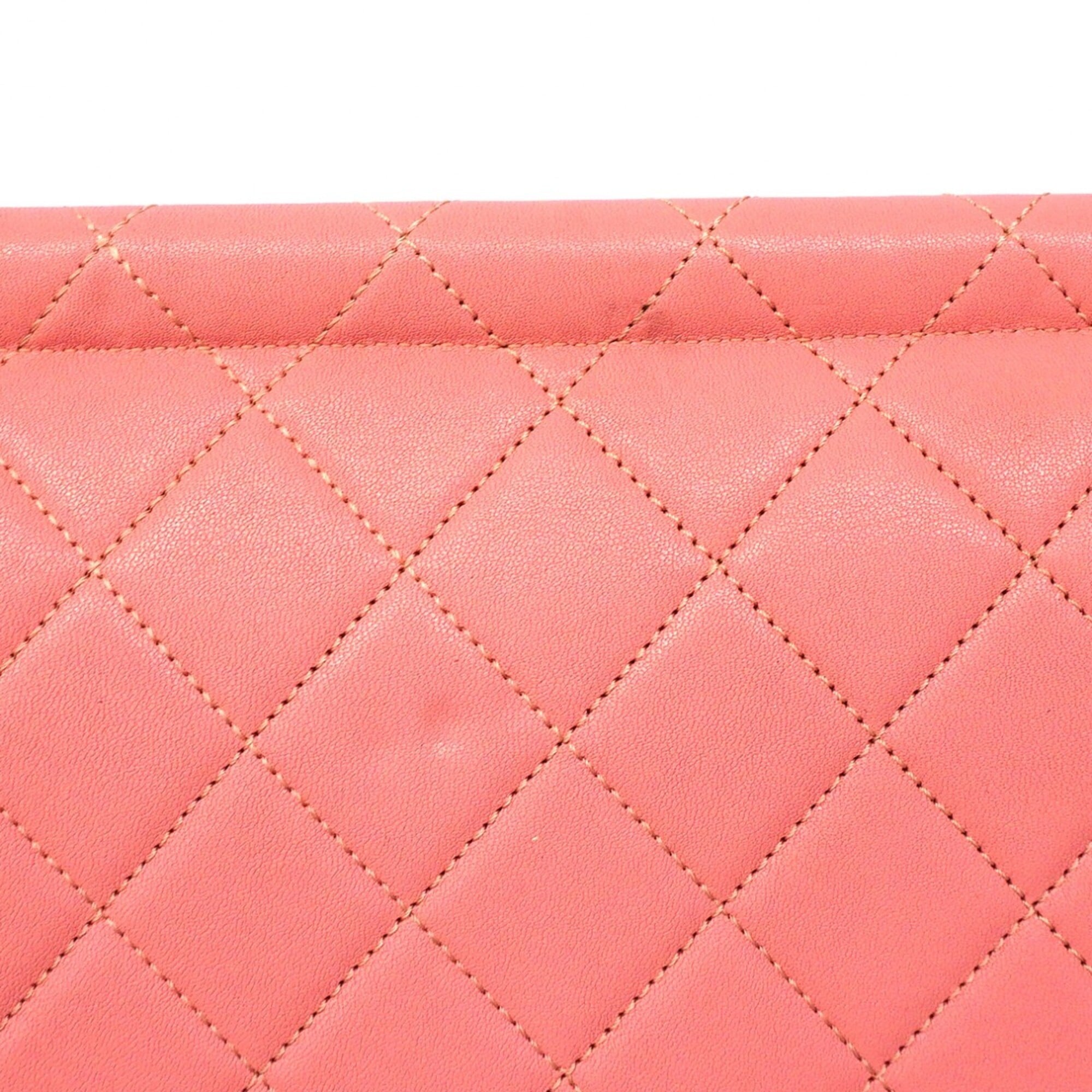 Chanel Pink Leather Shoulder Bag (Pre-Owned)