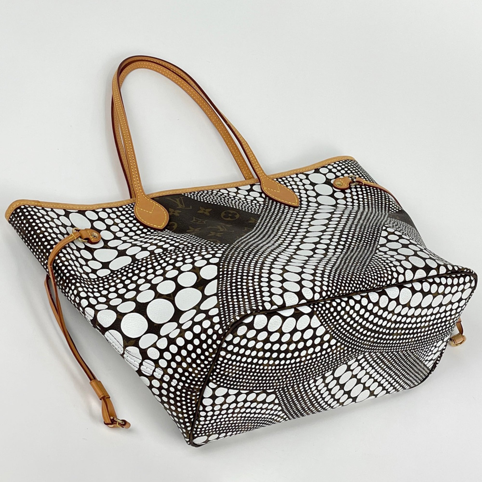 Louis Vuitton Blanc Brown White Monogram Shoulder Bag Tote Bag (Pre-Owned)