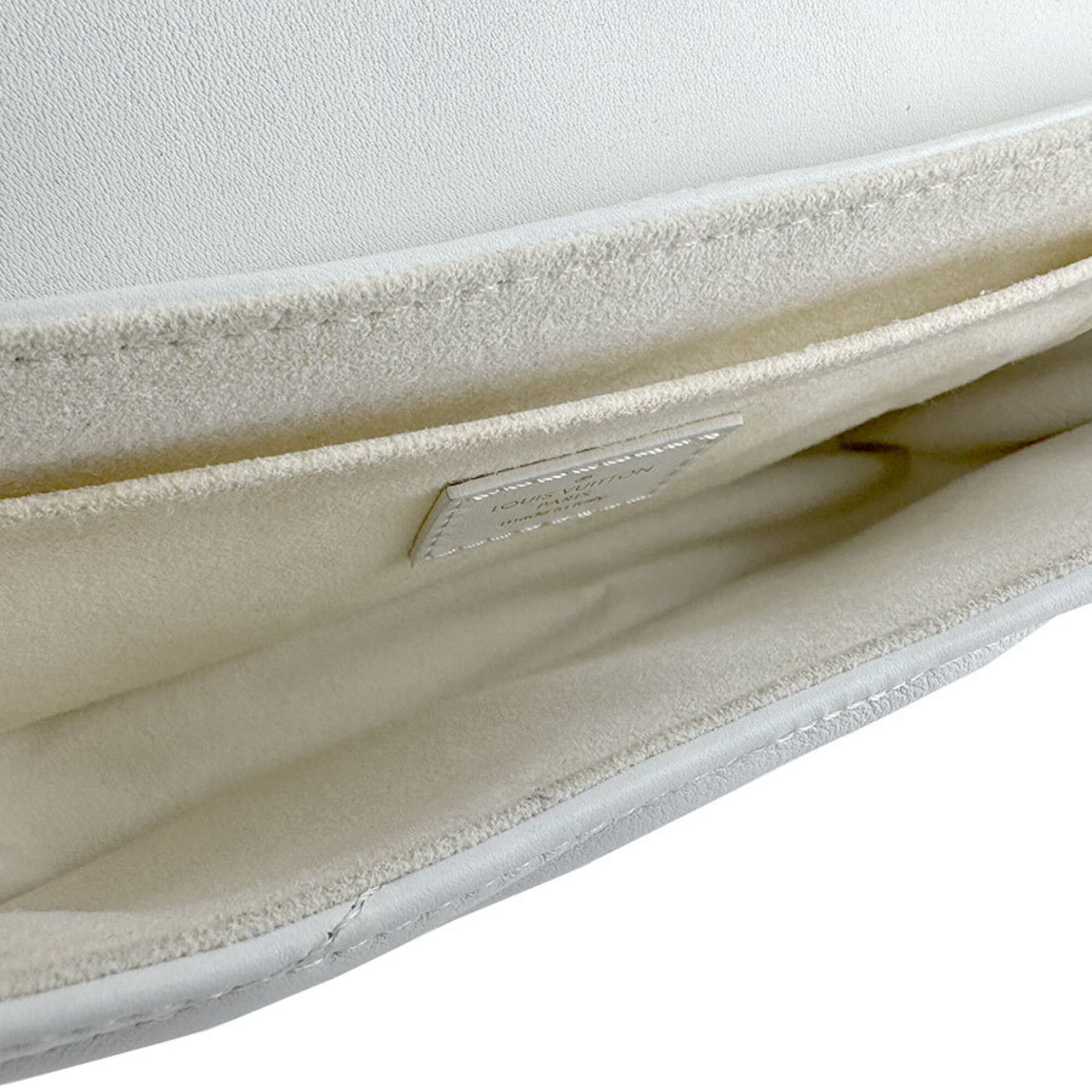 Louis Vuitton Light Gray White Leather Shoulder Bag (Pre-Owned)
