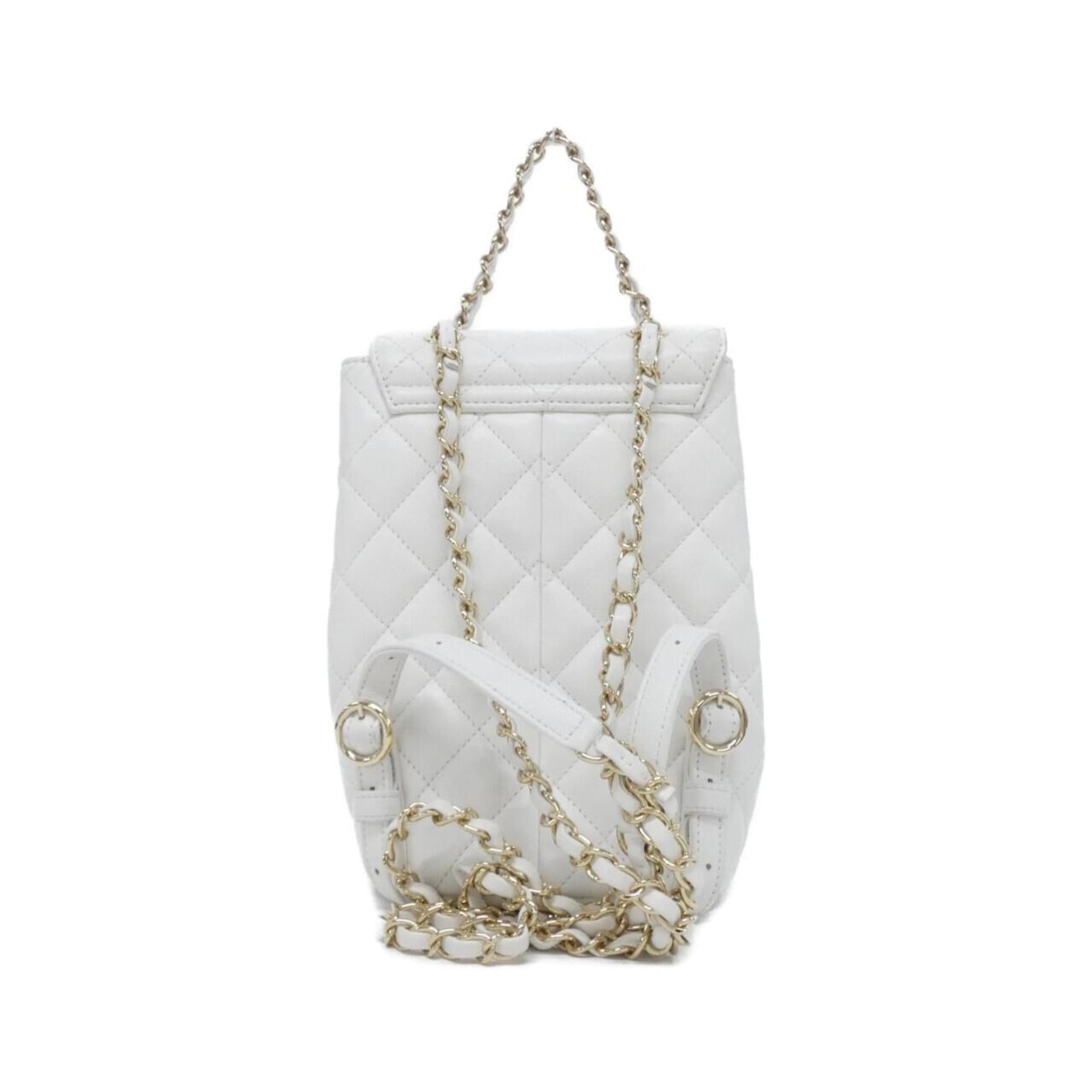 Chanel White Grained Calfskin Backpack (Pre-Owned)
