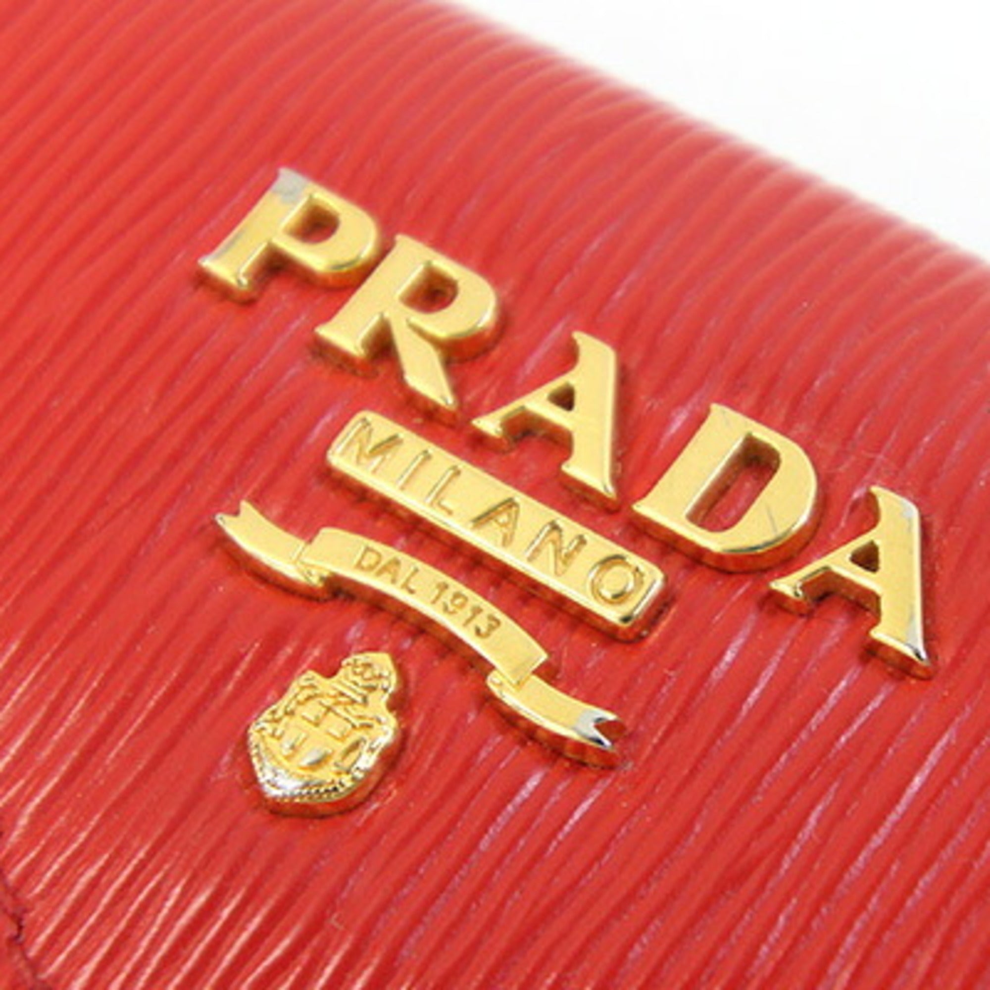 Prada Red Color Leather Wallet (Tri-Fold) (Pre-Owned)