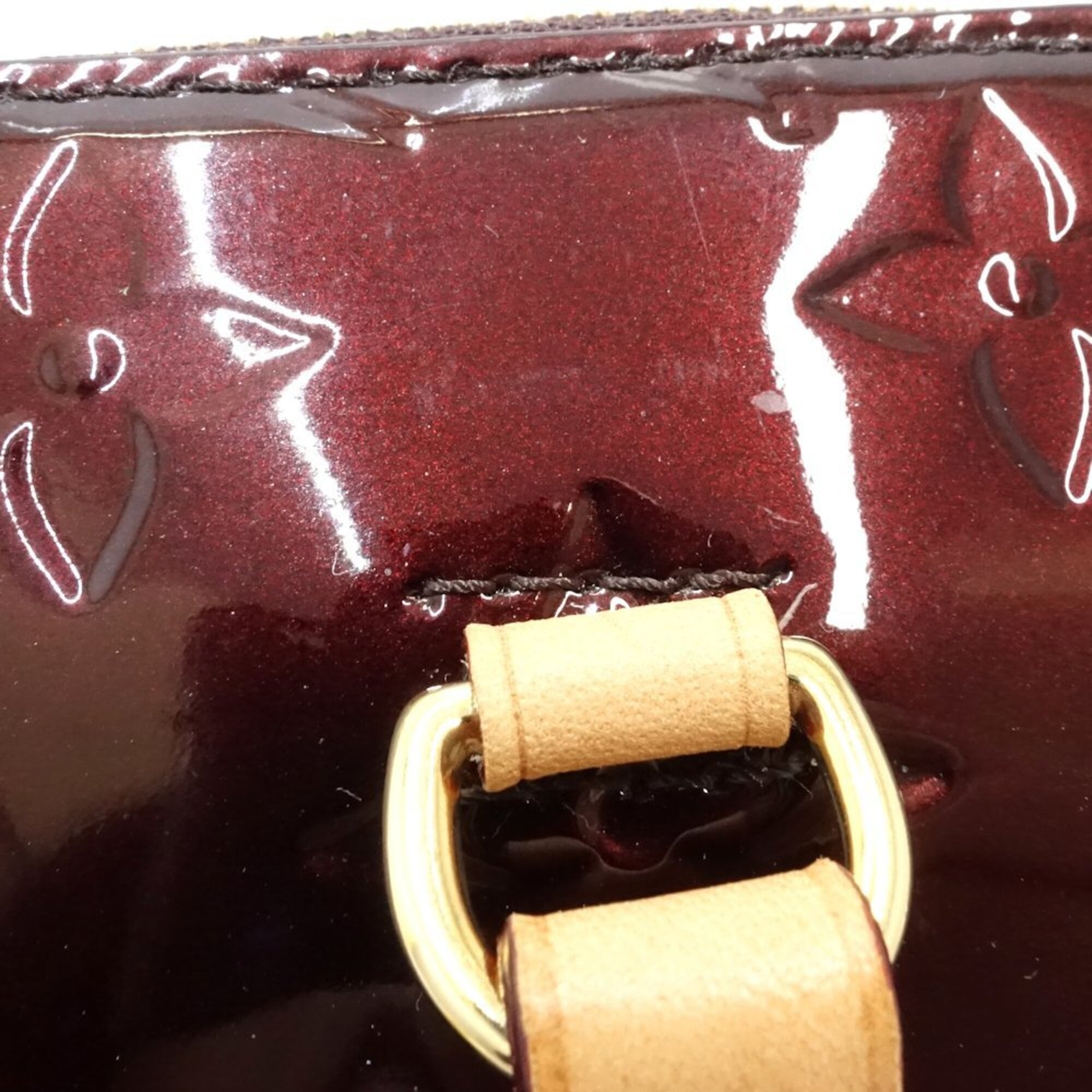 Louis Vuitton Amarante Monogram Vernis Pouch (Pre-Owned)