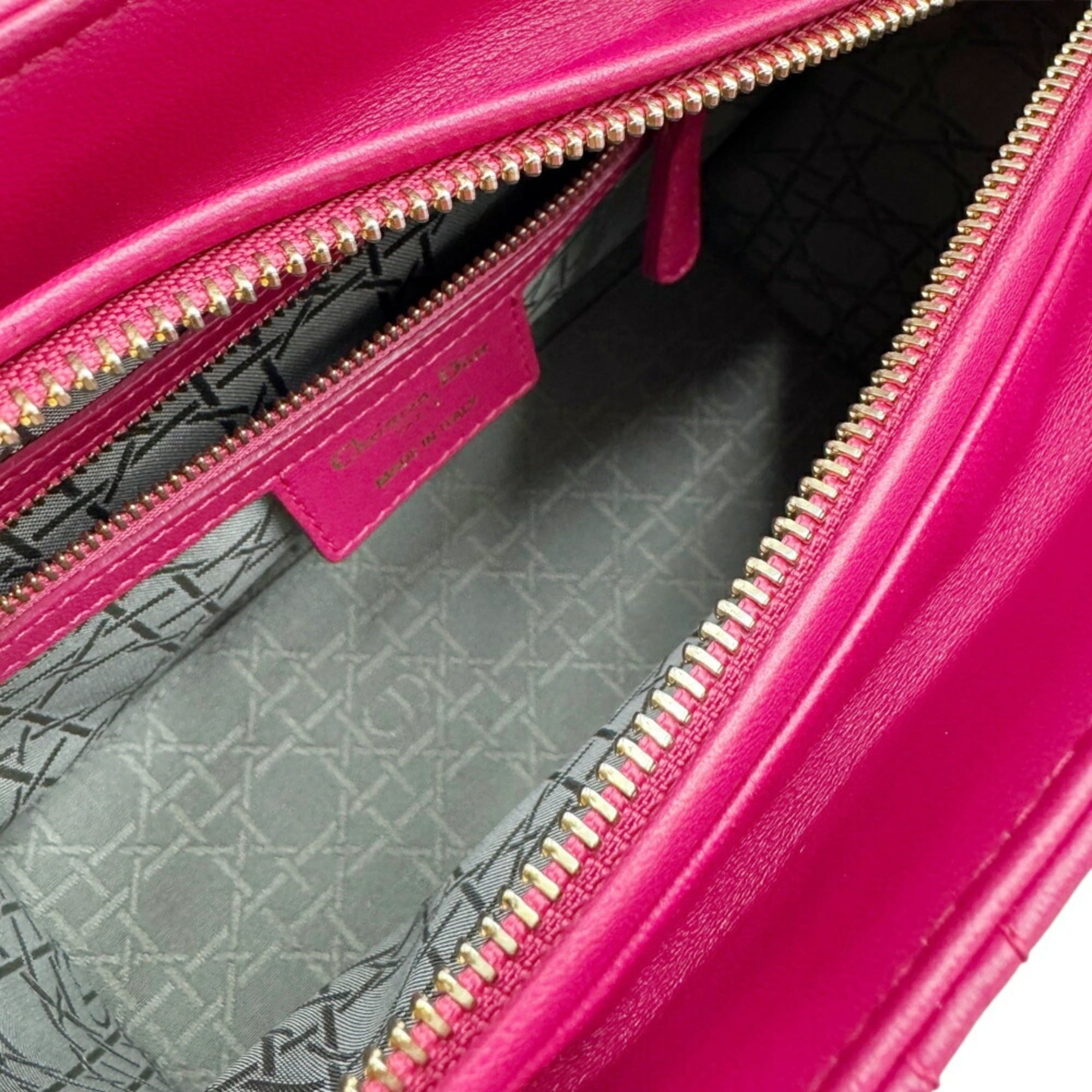Christian Dior Pink Leather Handbag (Pre-Owned)