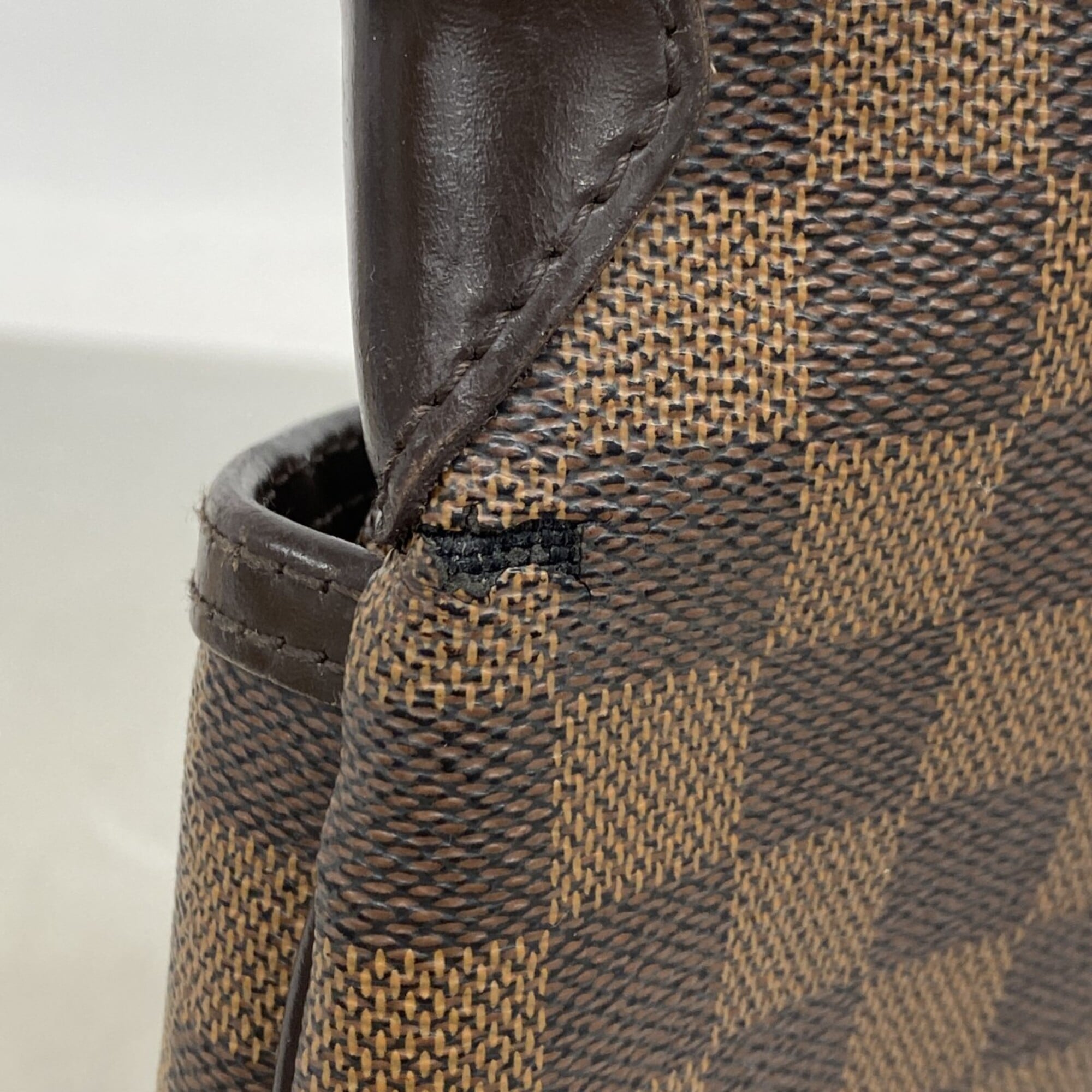 Louis Vuitton Ebene Shoulder Bag (Pre-Owned)