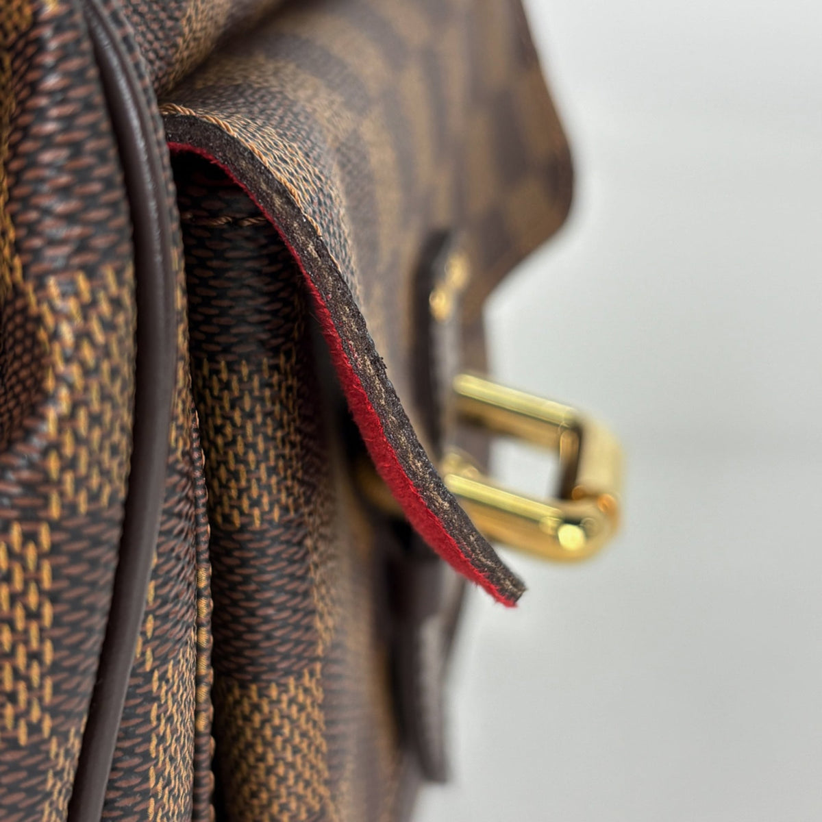 Louis Vuitton Damier Brown Damier Canvas Handbag (Pre-Owned)