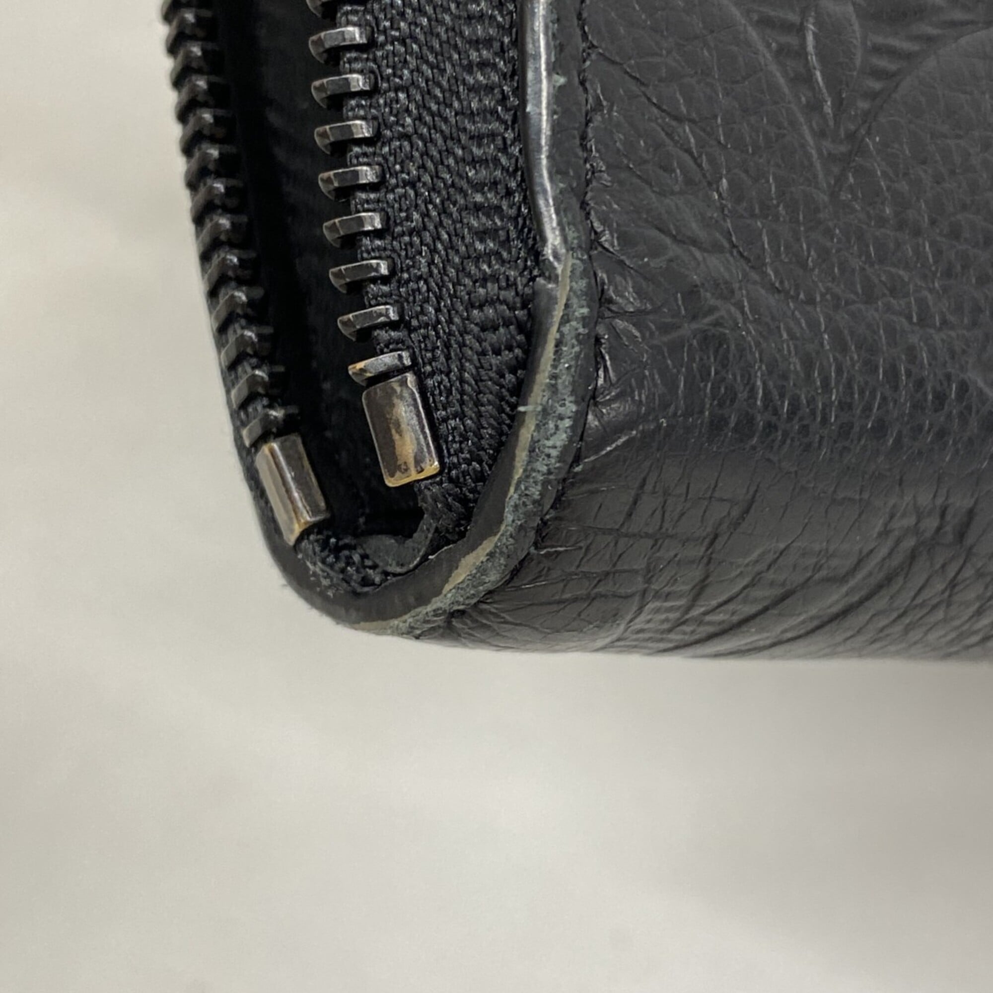 Louis Vuitton Black Long Wallet (Bi-Fold) (Pre-Owned)