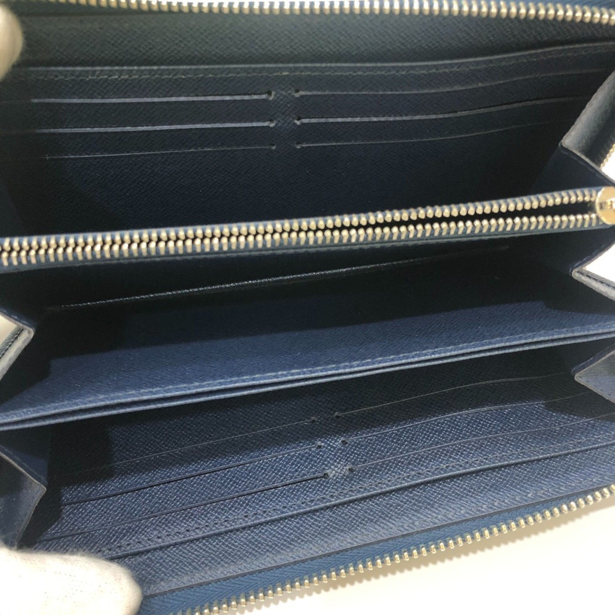 Louis Vuitton Epi Blue Epi Leather Long Wallet (Bi-Fold) (Pre-Owned)