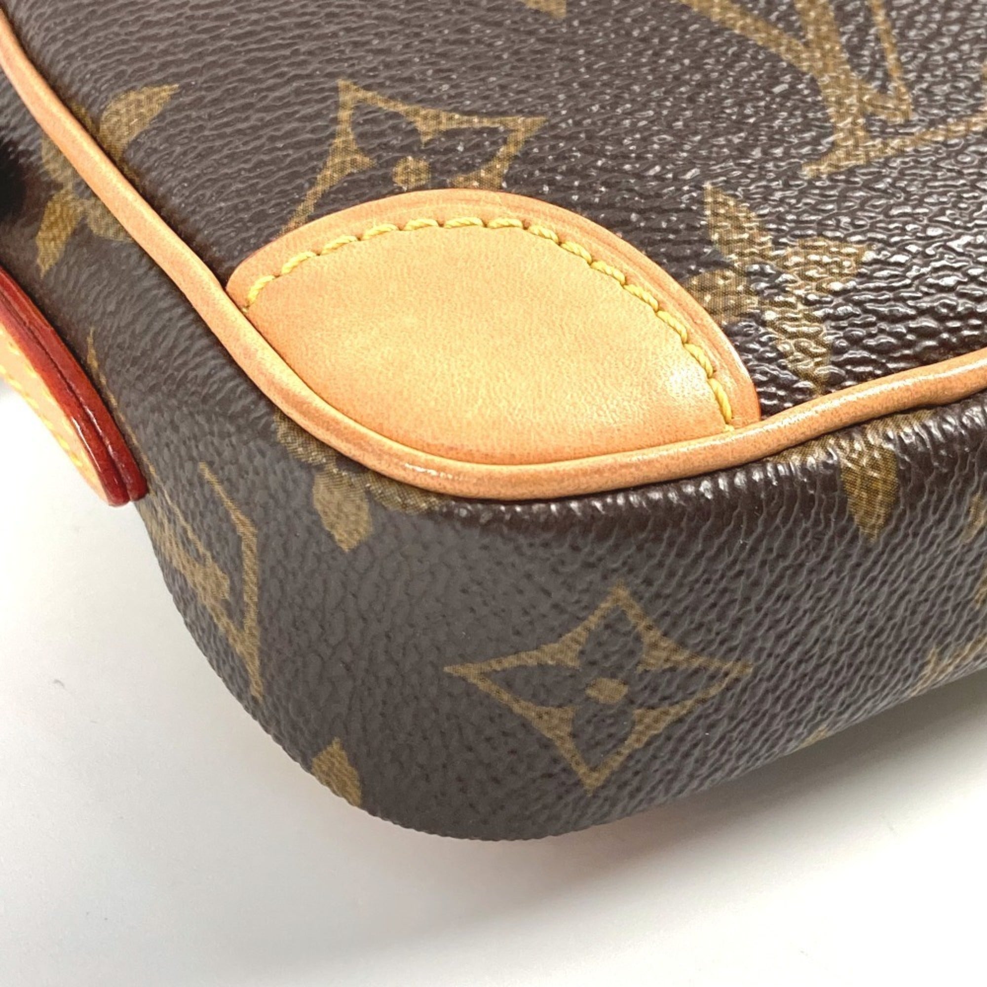 Louis Vuitton Brown Monogram Red Color Monogram Pochette Shoulder Bag (Pre-Owned)