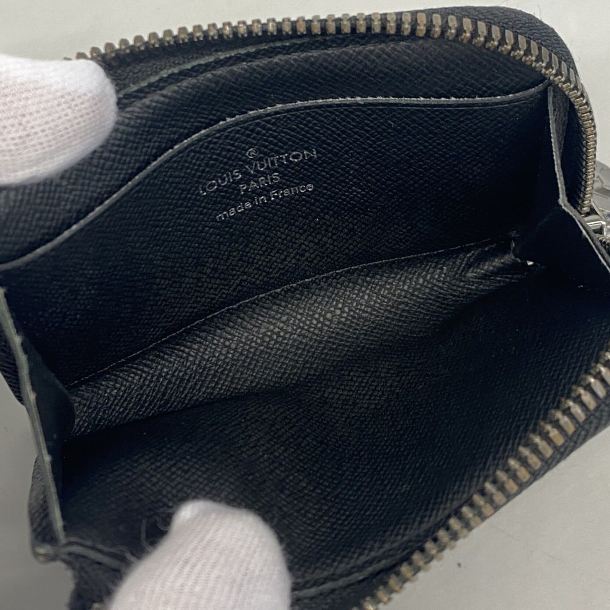 Louis Vuitton Black Coin Purse/Coin Case (Pre-Owned)
