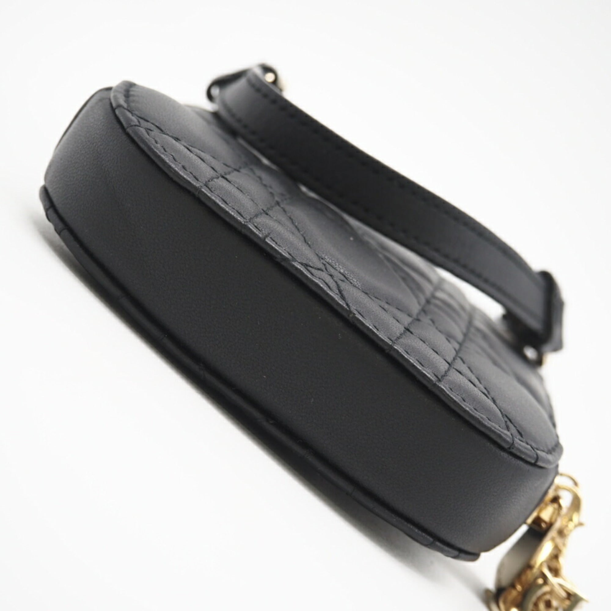 Christian Dior Black Leather Shoulder Bag (Pre-Owned)
