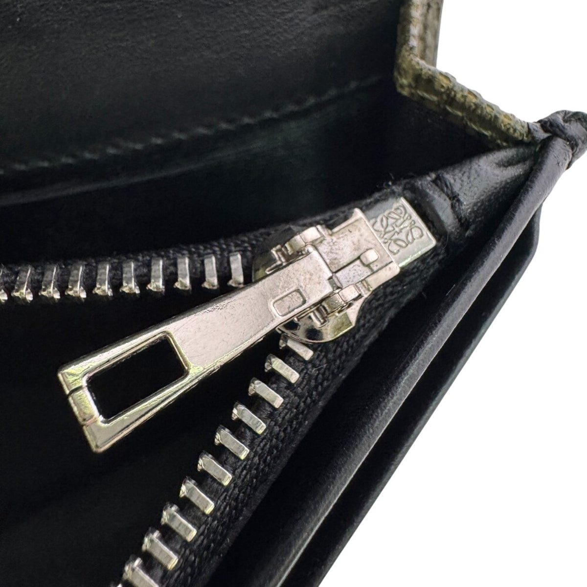 Loewe Black Green Khaki Leather Long Wallet (Bi-Fold) (Pre-Owned)