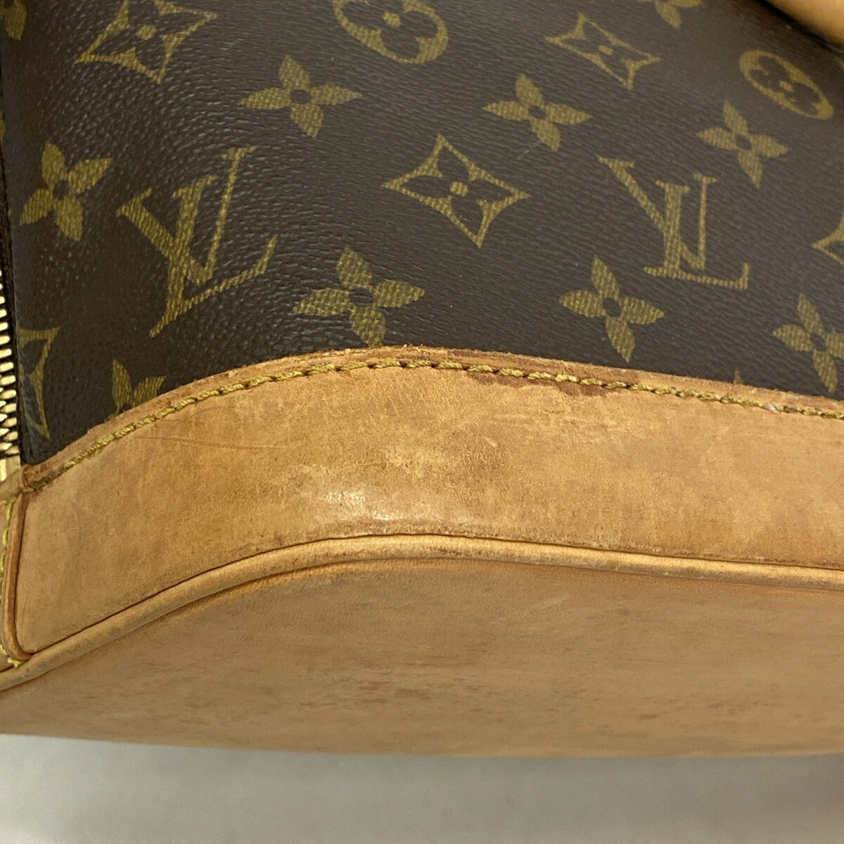 Louis Vuitton Brown Handbag (Pre-Owned)