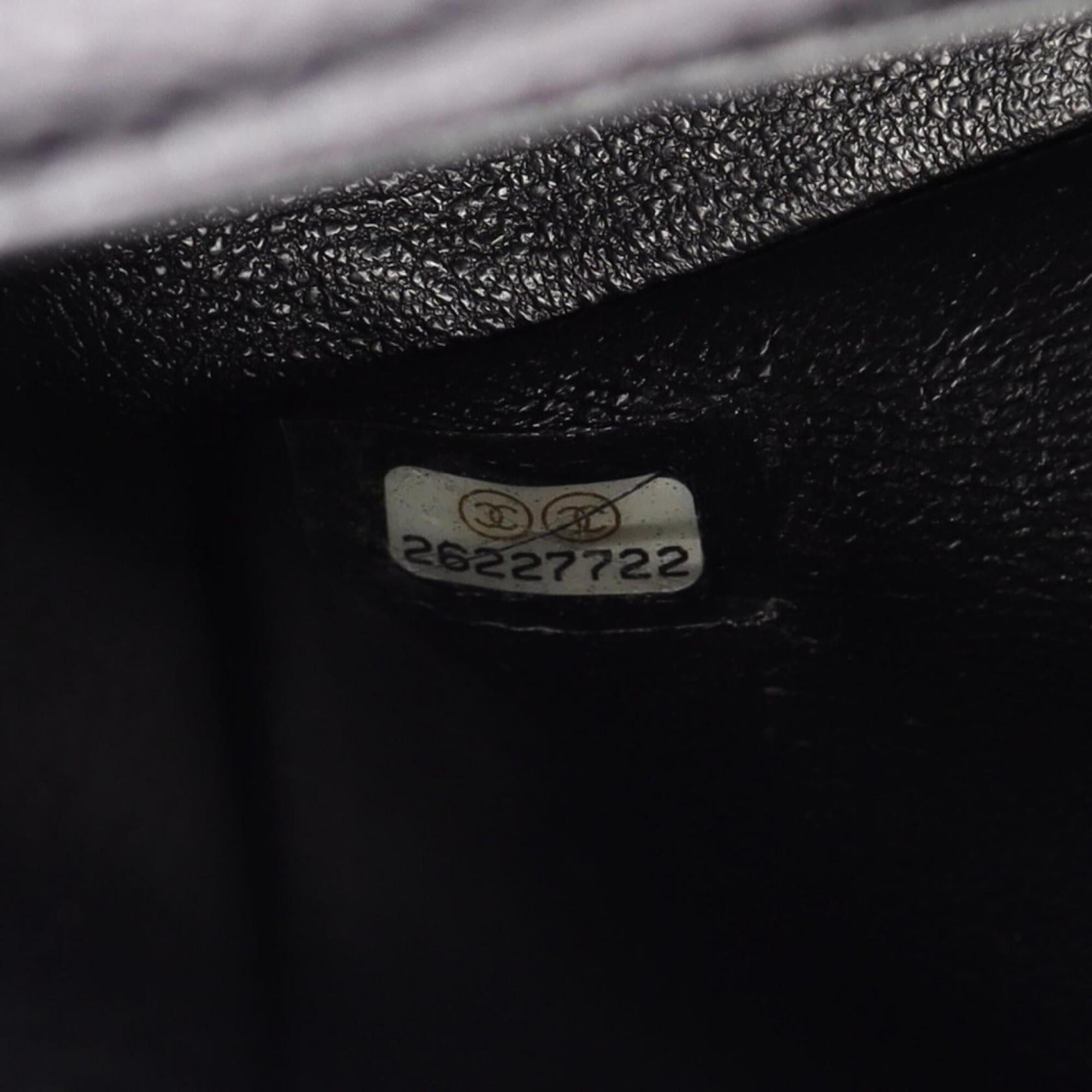 Chanel Black Grained Calfskin Handbag Shoulder Bag (Pre-Owned)