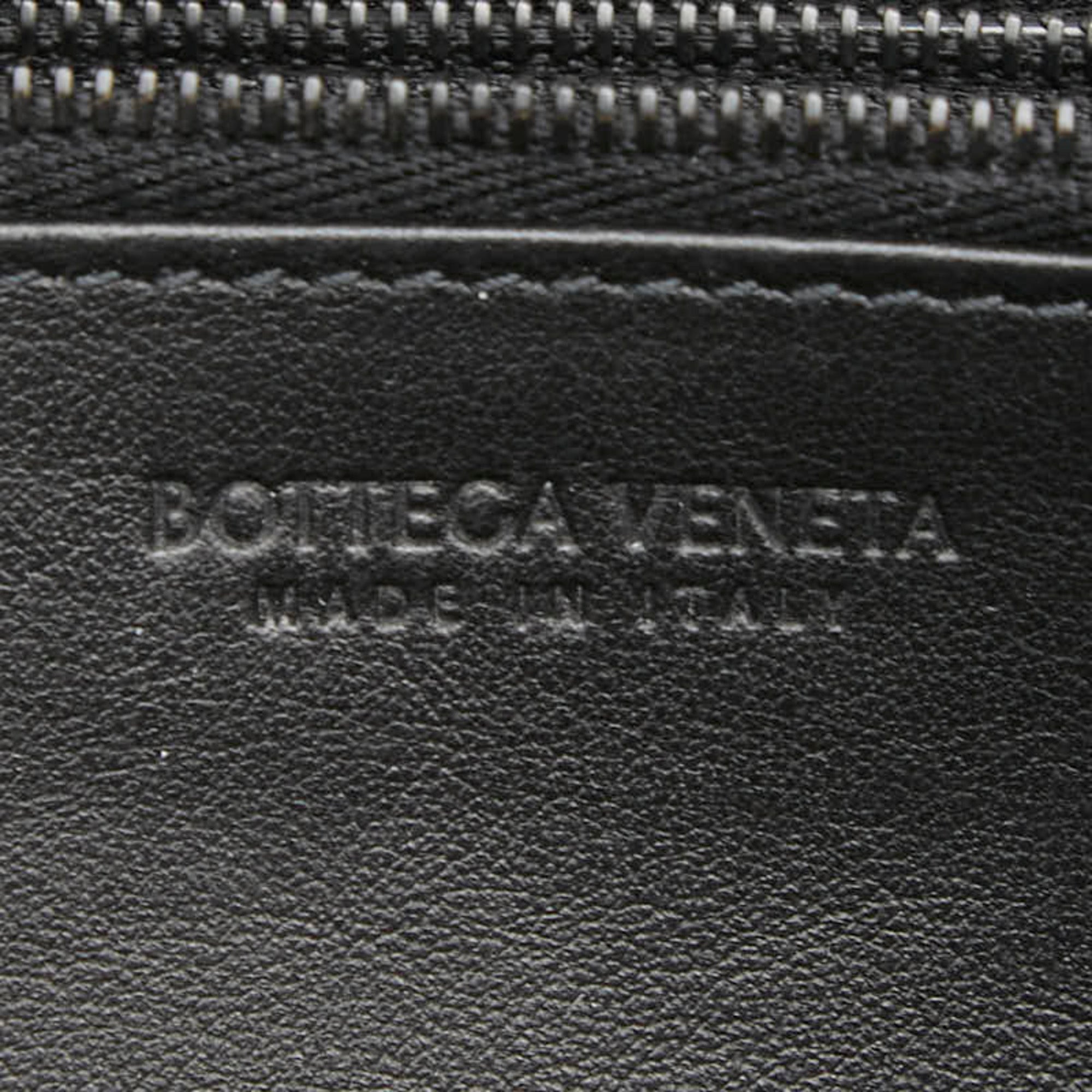 Bottega Veneta Black Leather Long Wallet (Bi-Fold) (Pre-Owned)
