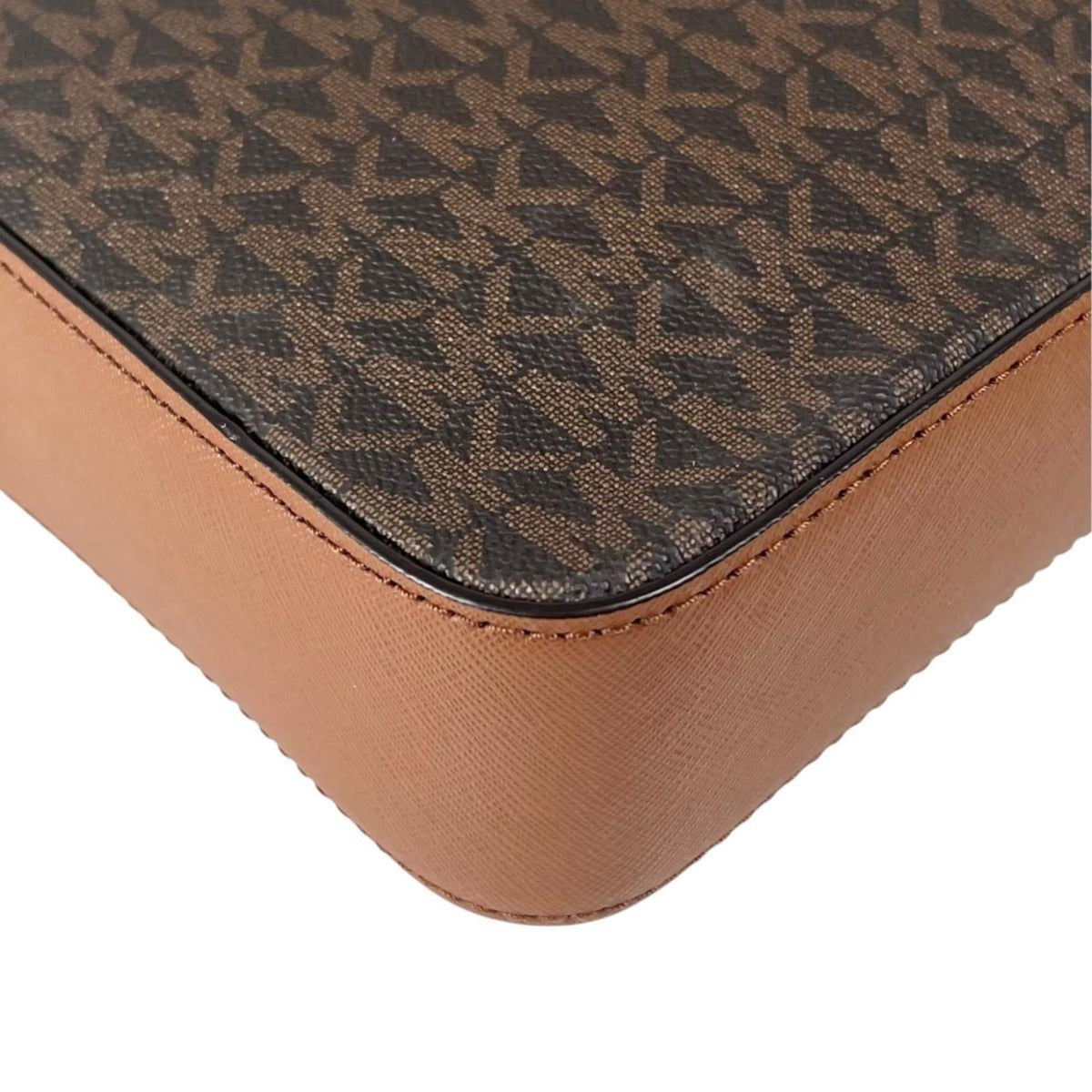 Michael Kors Brown Leather Shoulder Bag (Pre-Owned)
