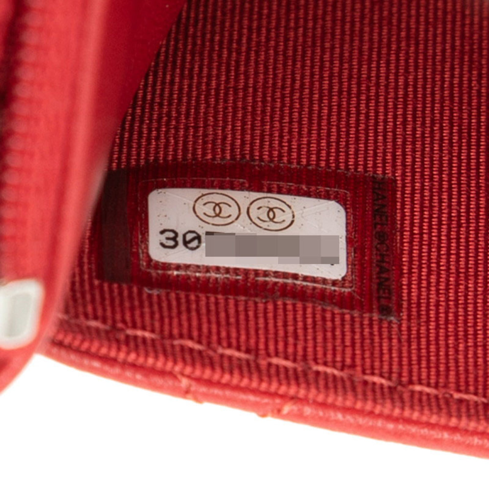 Chanel Red Color Leather Shoulder Bag (Pre-Owned)