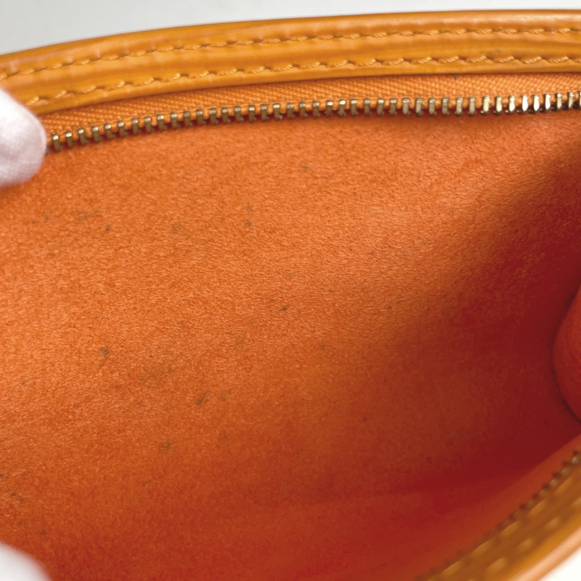 Louis Vuitton Mandarin Orange Epi Leather Tote Bag (Pre-Owned)