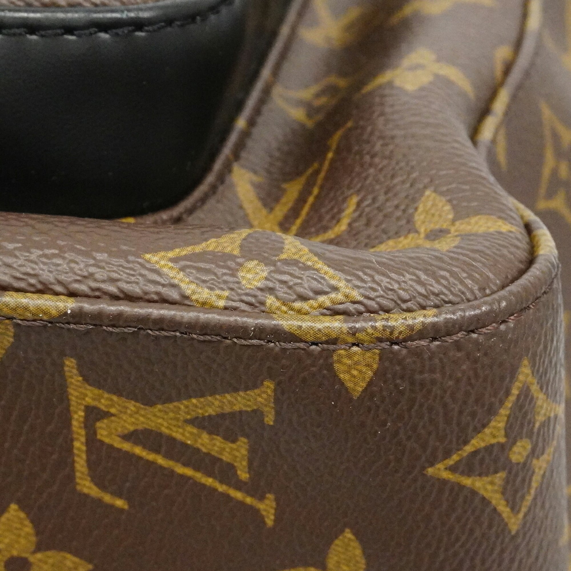 Louis Vuitton Brown Backpack (Pre-Owned)
