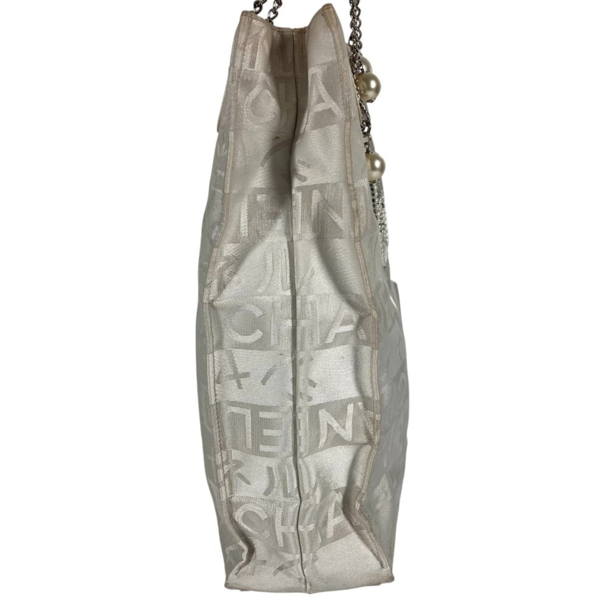 Chanel White Yellow Leather Canvas Shoulder Bag (Pre-Owned)