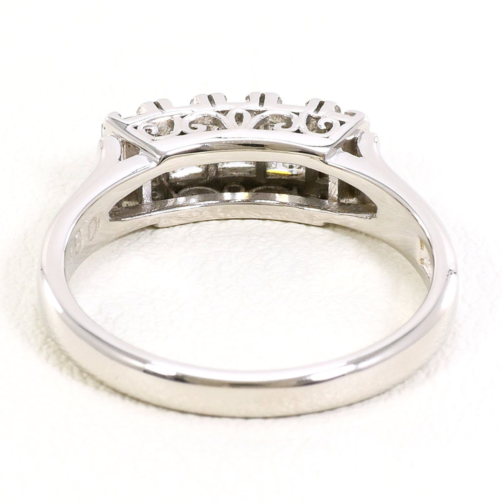 Unbranded Platinum Platinum 900 Band Ring (Pre-Owned)