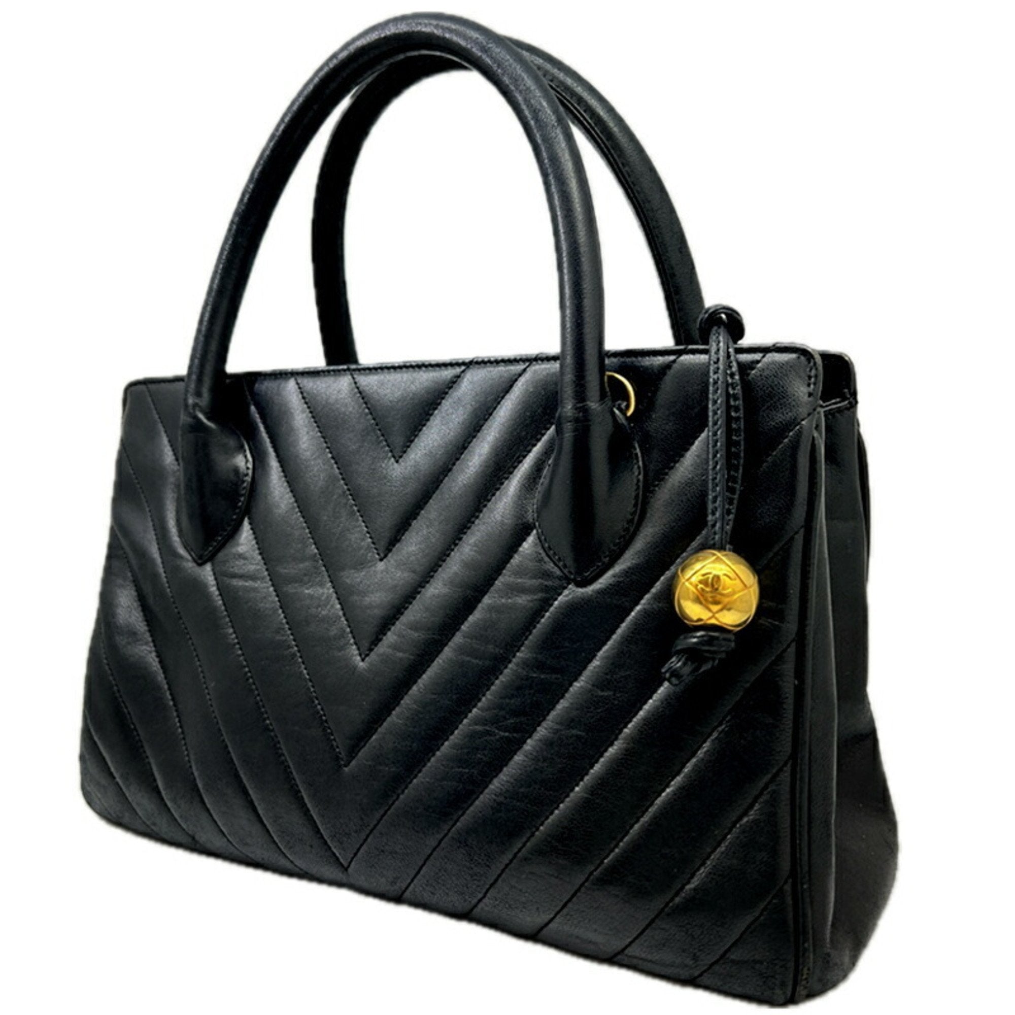 Chanel Black Leather Handbag (Pre-Owned)