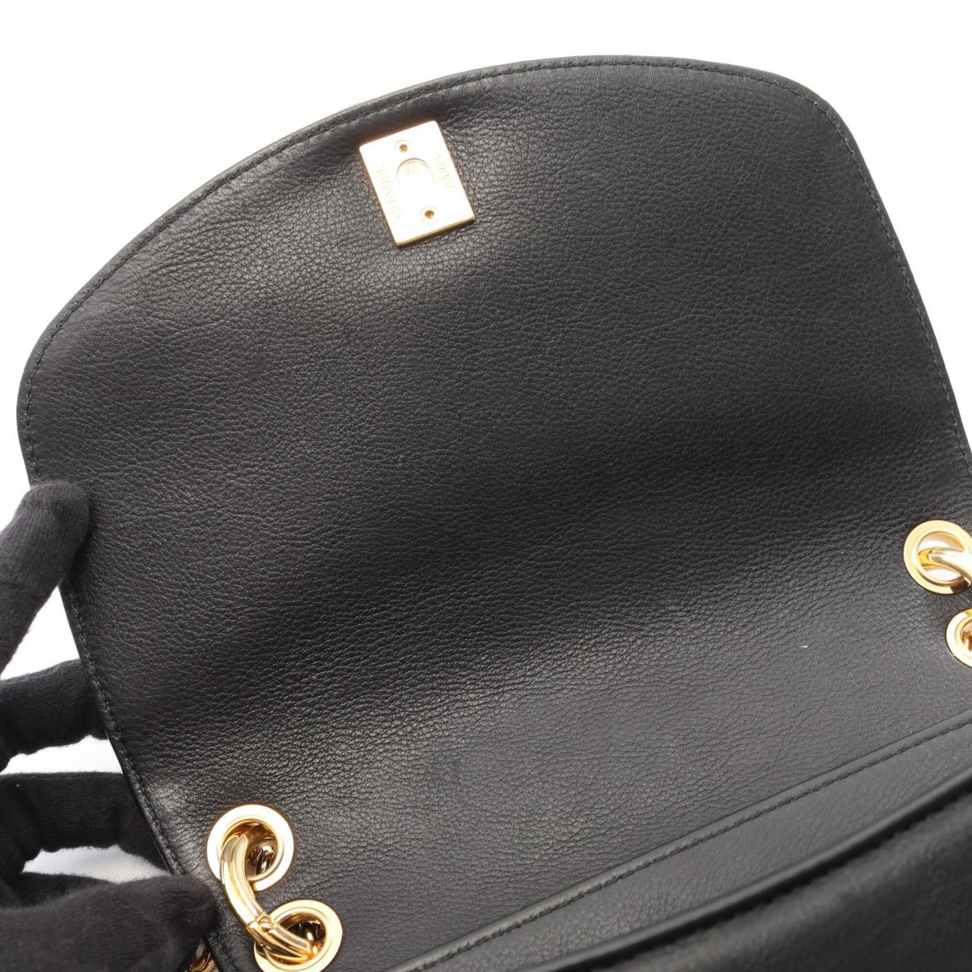 Chanel Matelasse Black Leather Handbag Shoulder Bag (Pre-Owned)
