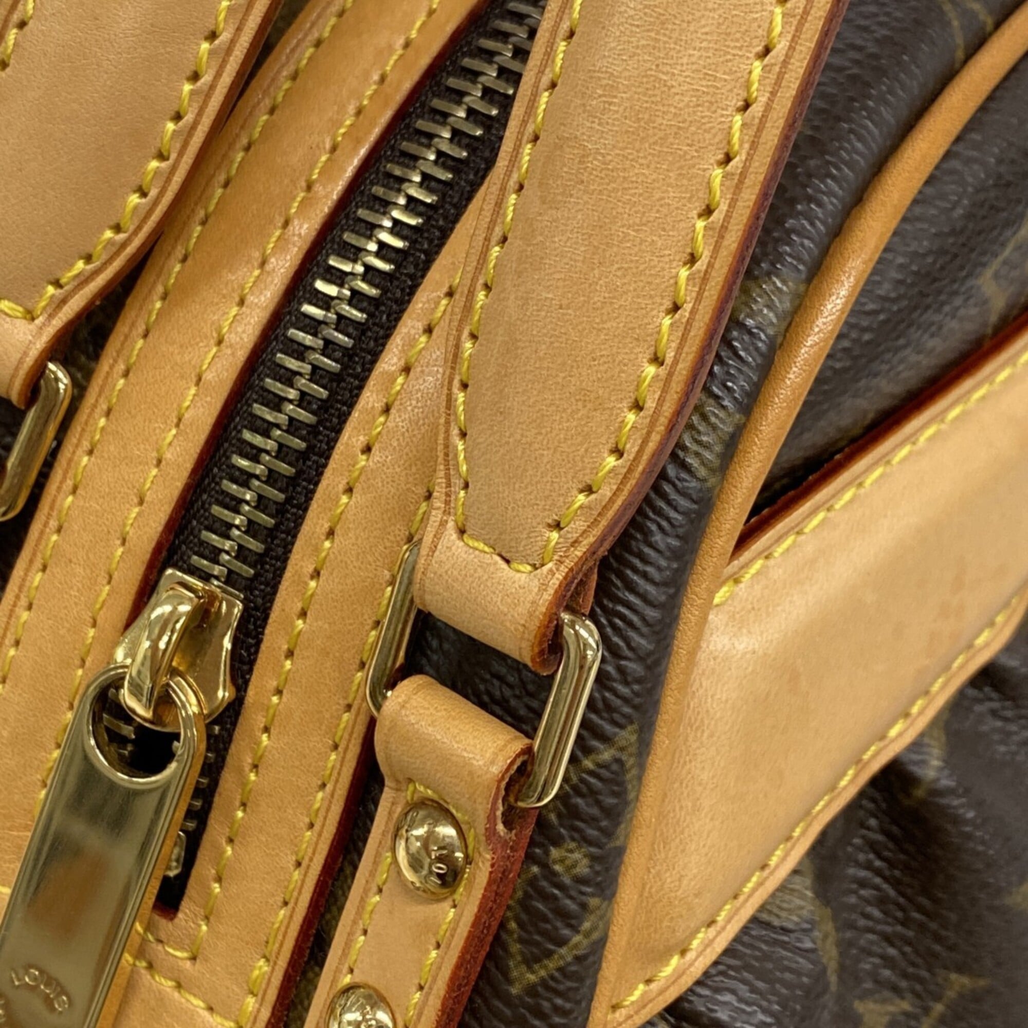 Louis Vuitton Brown Handbag (Pre-Owned)