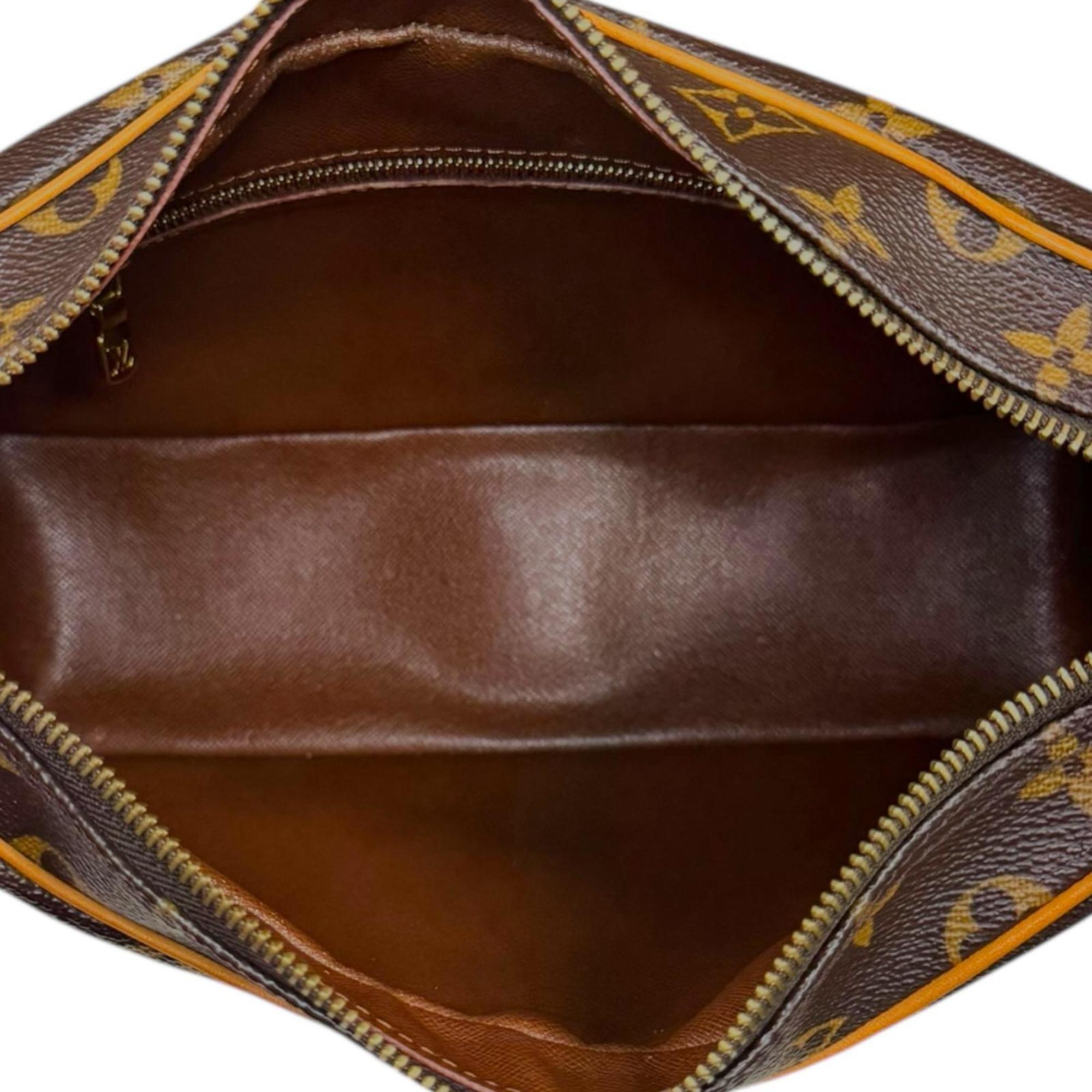Louis Vuitton Brown Monogram Canvas Shoulder Bag (Pre-Owned)