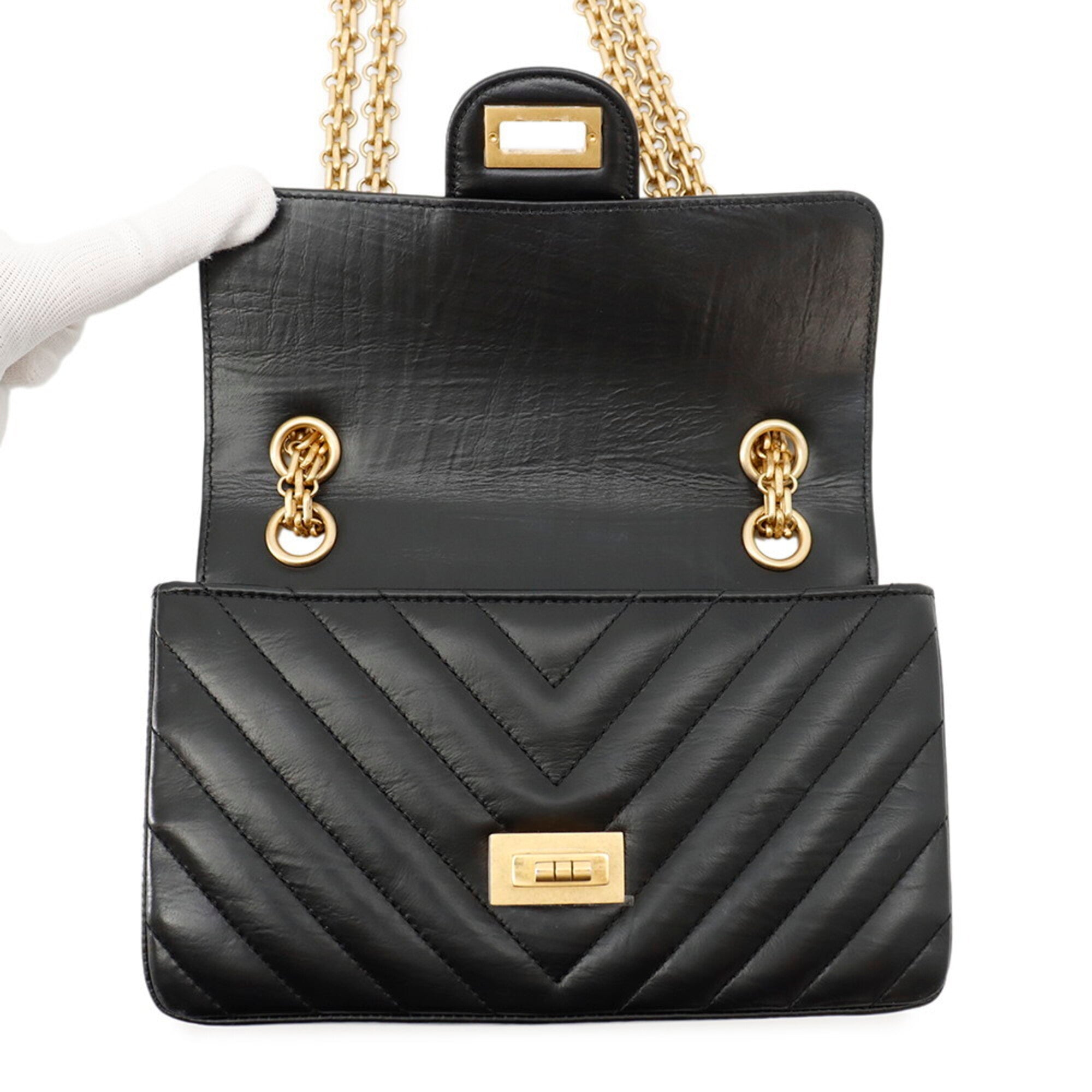 Chanel 2.55 Black Handbag Shoulder Bag (Pre-Owned)