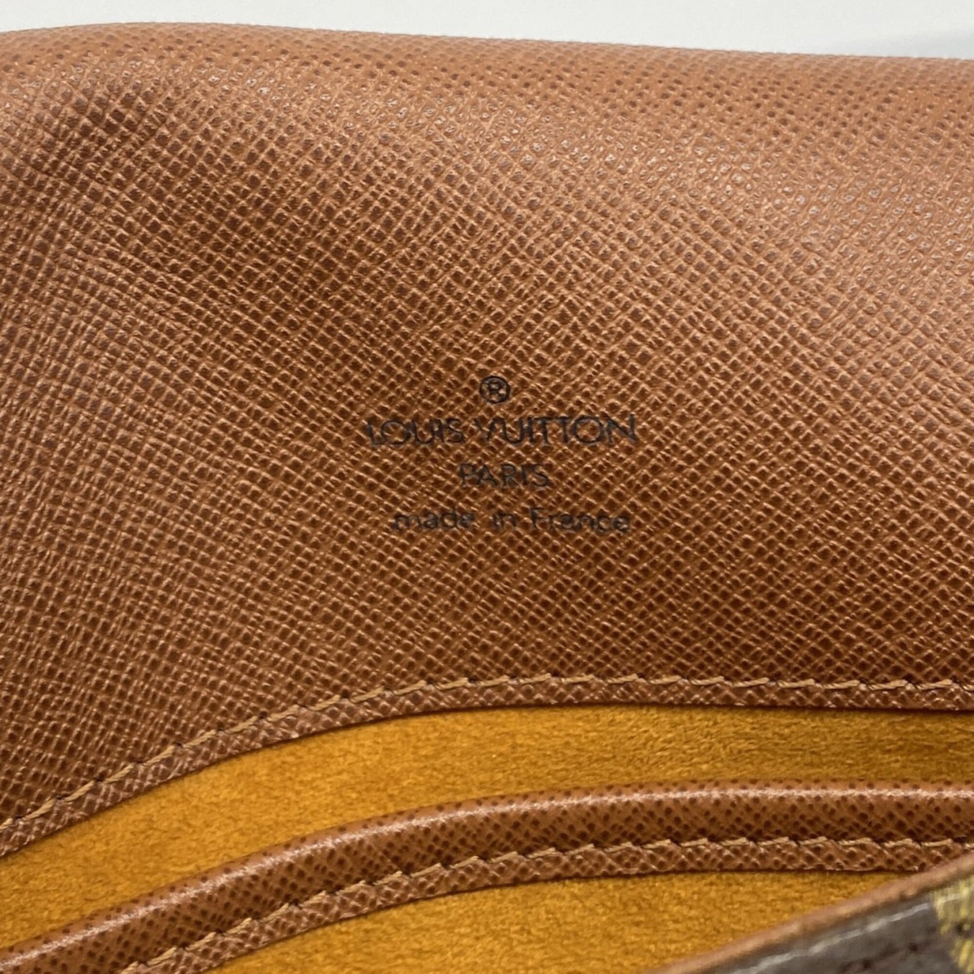 Louis Vuitton Brown Shoulder Bag (Pre-Owned)