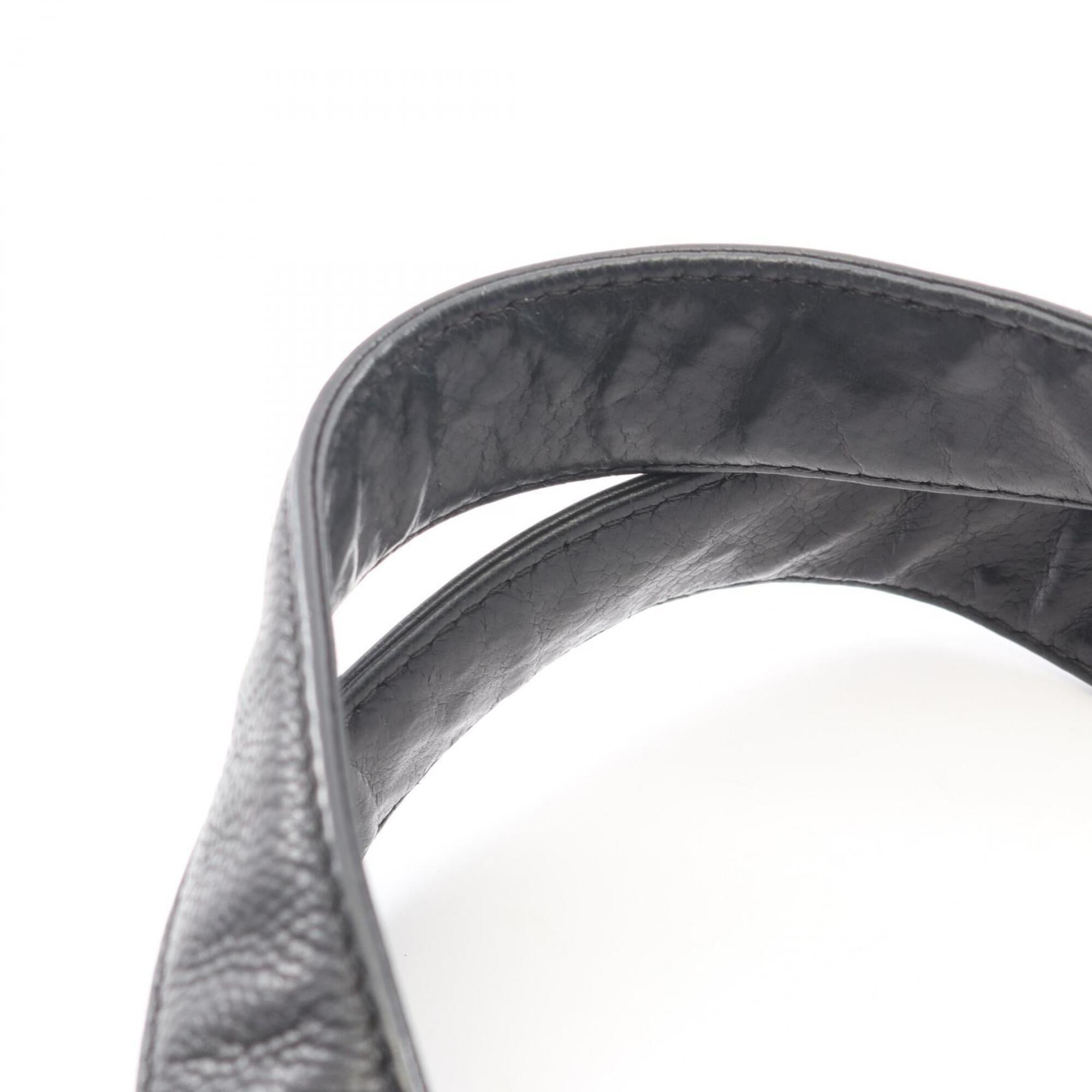 Chanel Black Grained Calfskin Handbag Pouch Tote Bag (Pre-Owned)