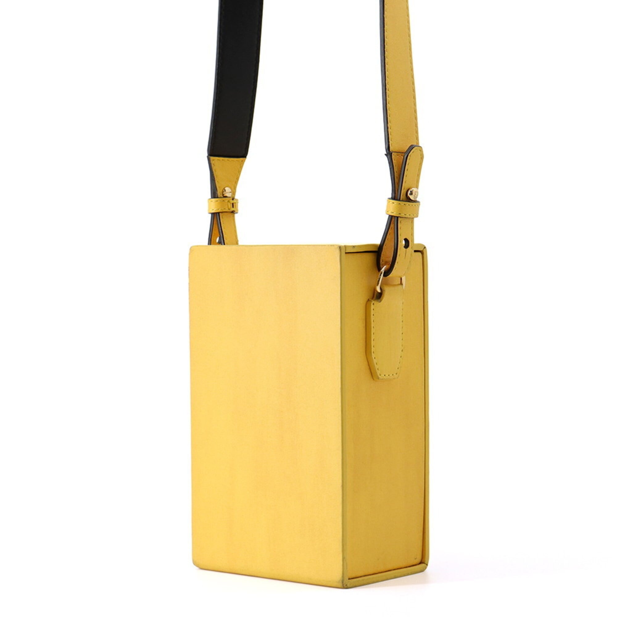 Fendi Yellow Leather Shoulder Bag (Pre-Owned)