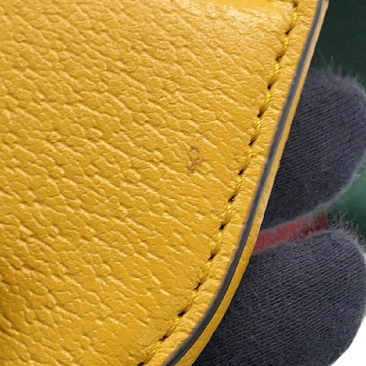 Gucci Yellow Leather Handbag (Pre-Owned)