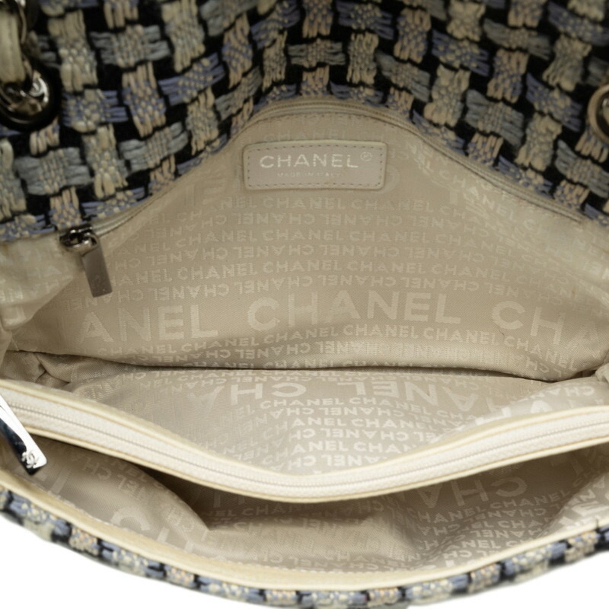 Chanel Blue White Tweed Wool Shoulder Bag (Pre-Owned)