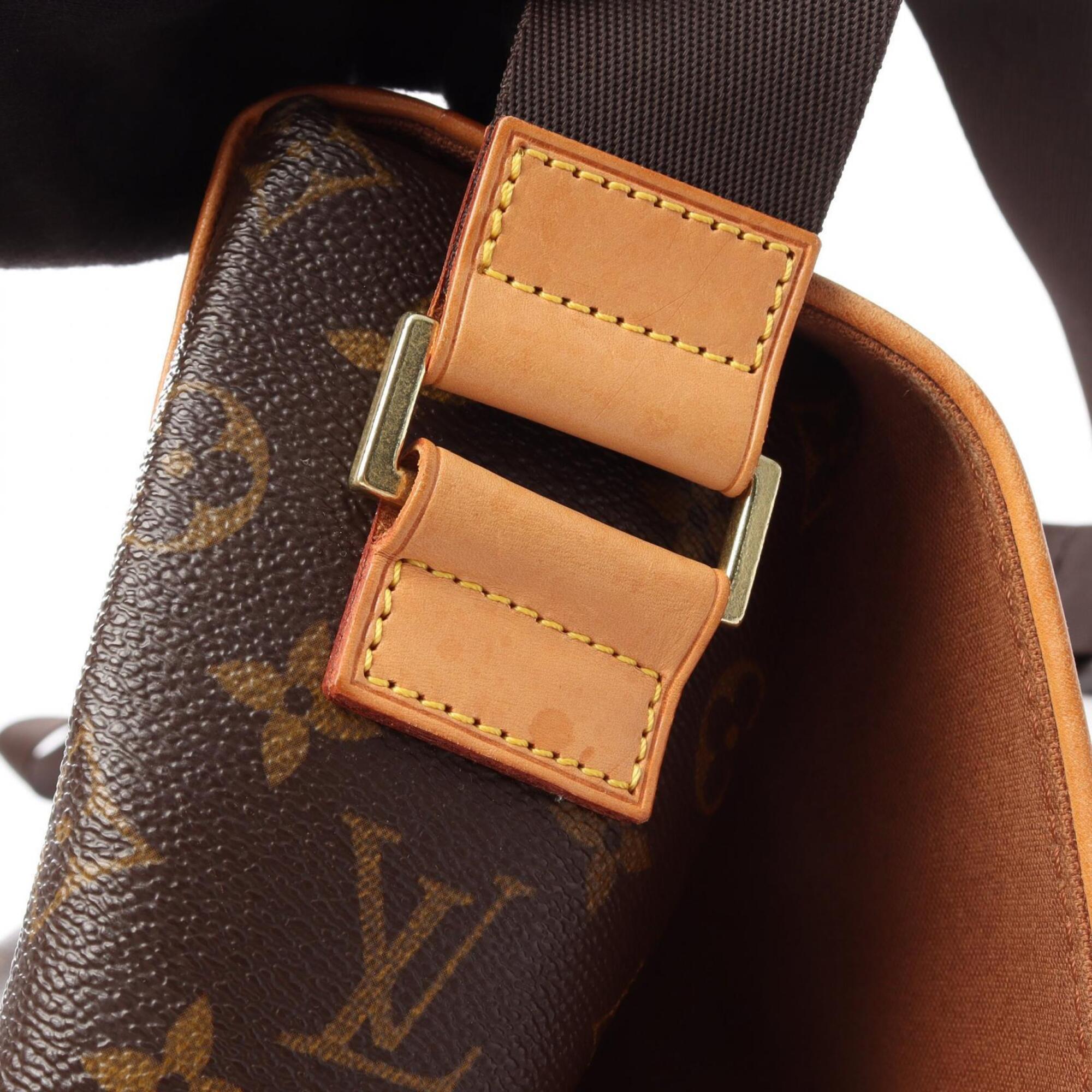 Louis Vuitton Brown Monogram Coated Canvas Handbag Shoulder Bag (Pre-Owned)