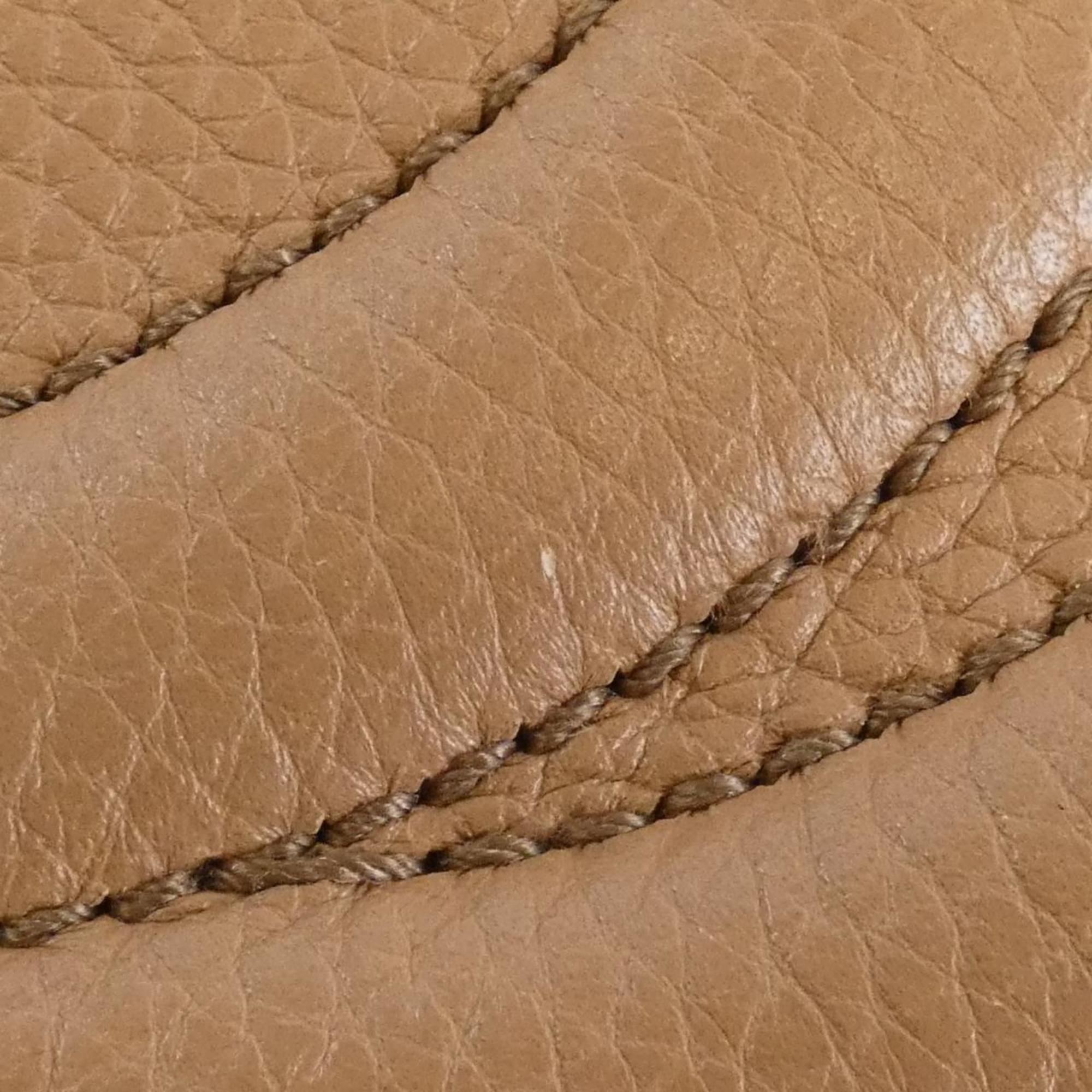 Gucci Beige Leather Shoulder Bag (Pre-Owned)