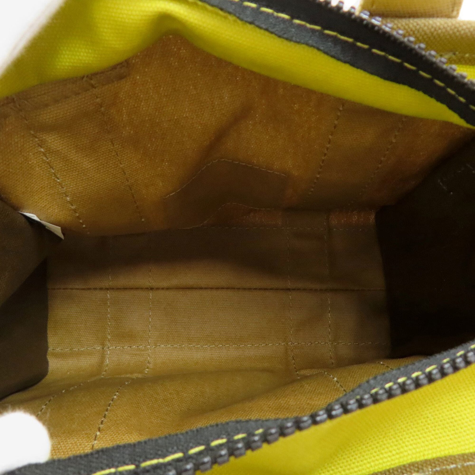 Marc Jacobs Brown Canvas Handbag (Pre-Owned)